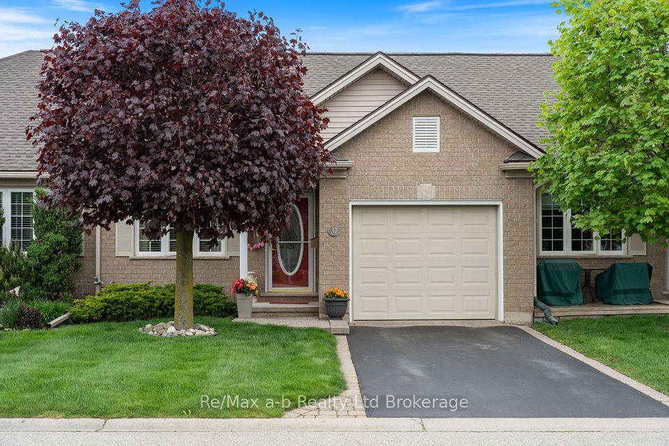 37 Fairs Crescent