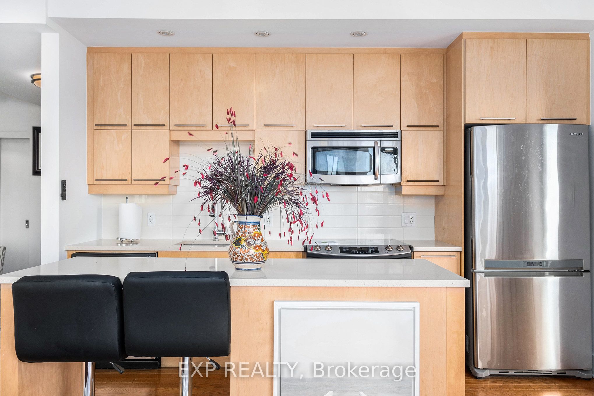 101 Richmond Road, #406