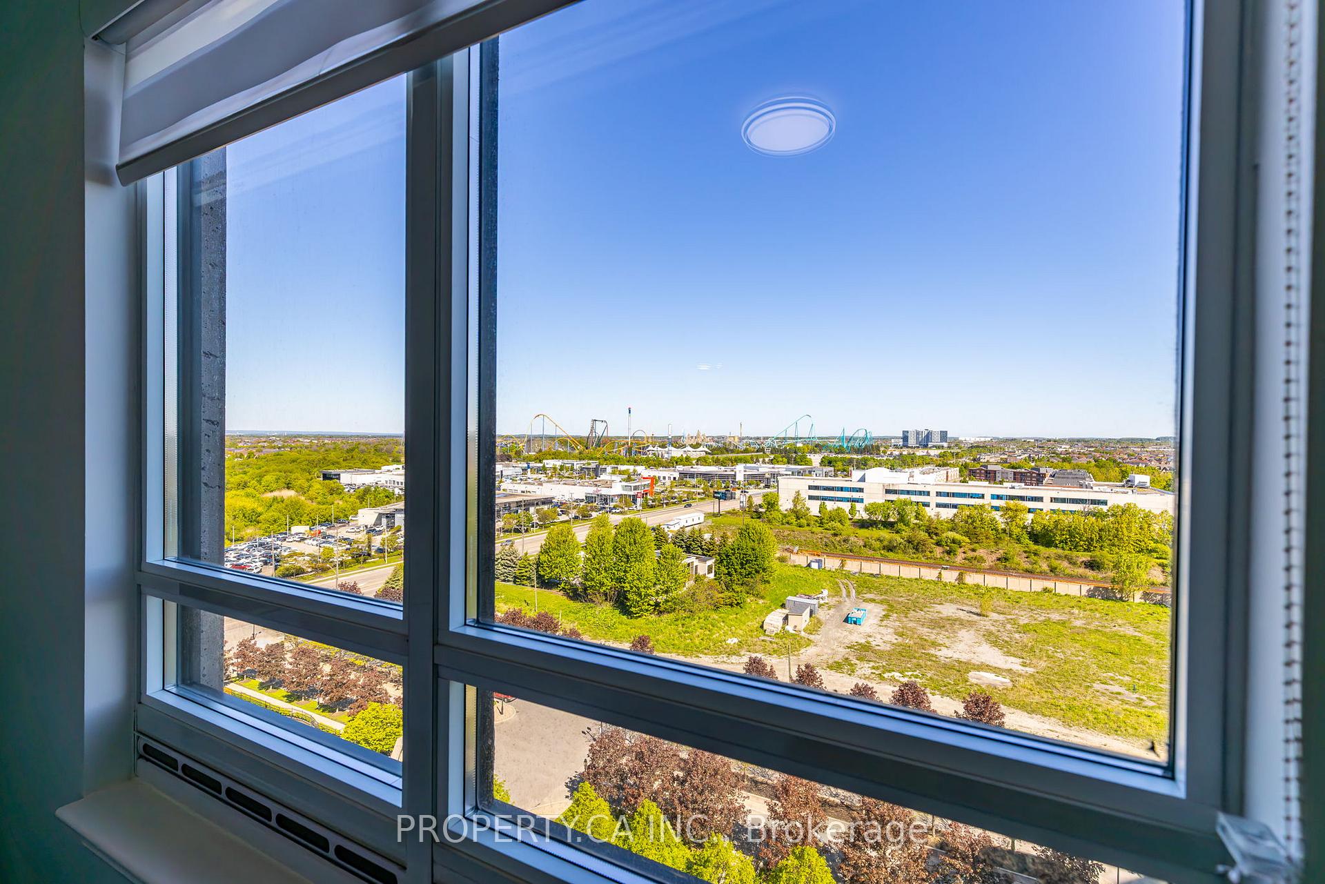 2 Bedrooms Condo at 9245 Jane, Vaughan For sale