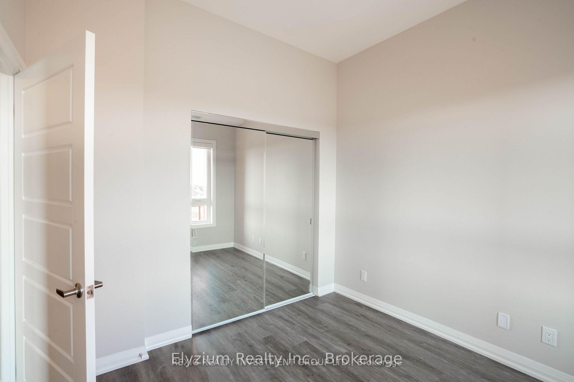 2 Bedrooms Condo at 3265 Carding Mill,  Oakville For sale