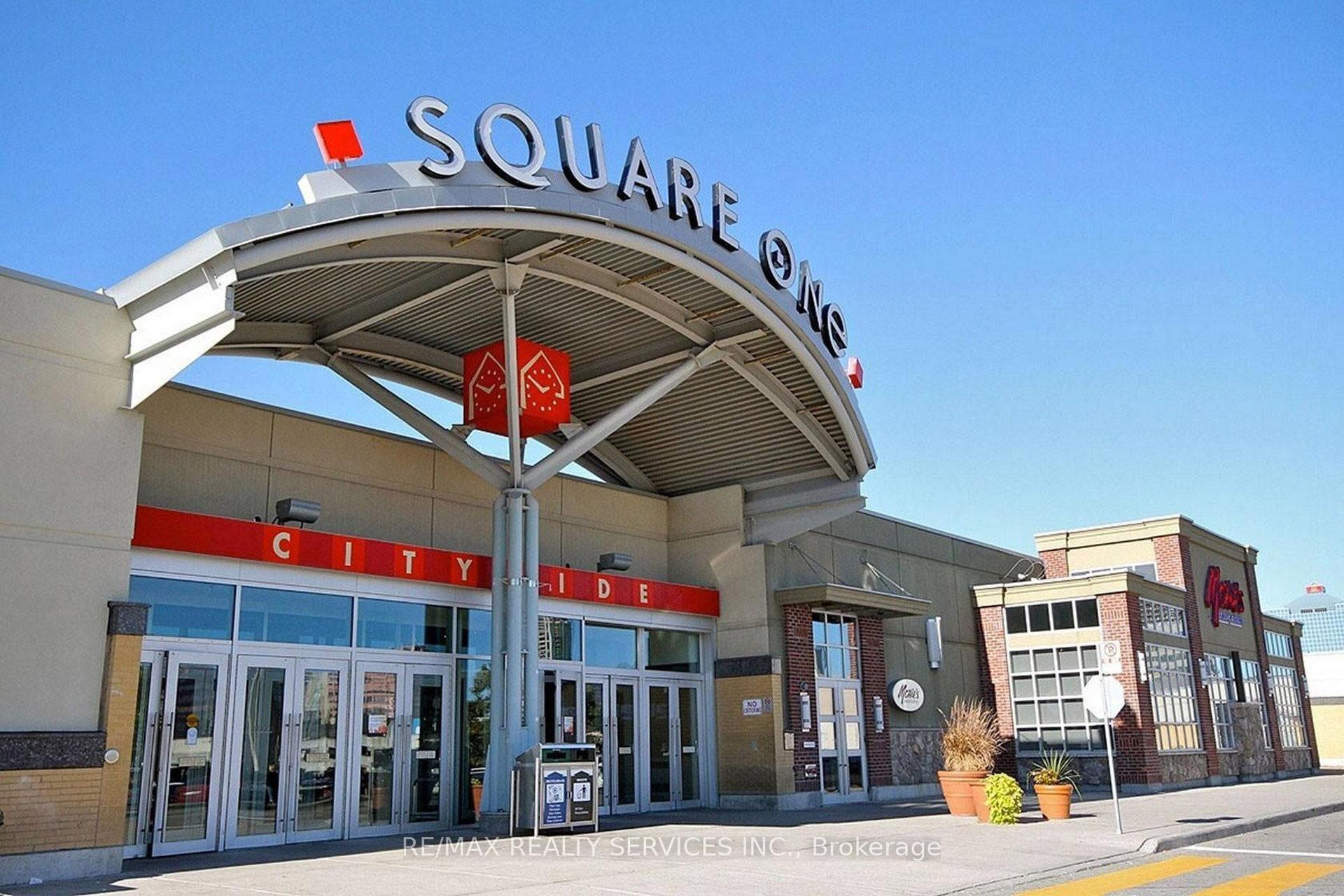 2 Bedrooms Condo at 80 Absolute,  Mississauga For sale