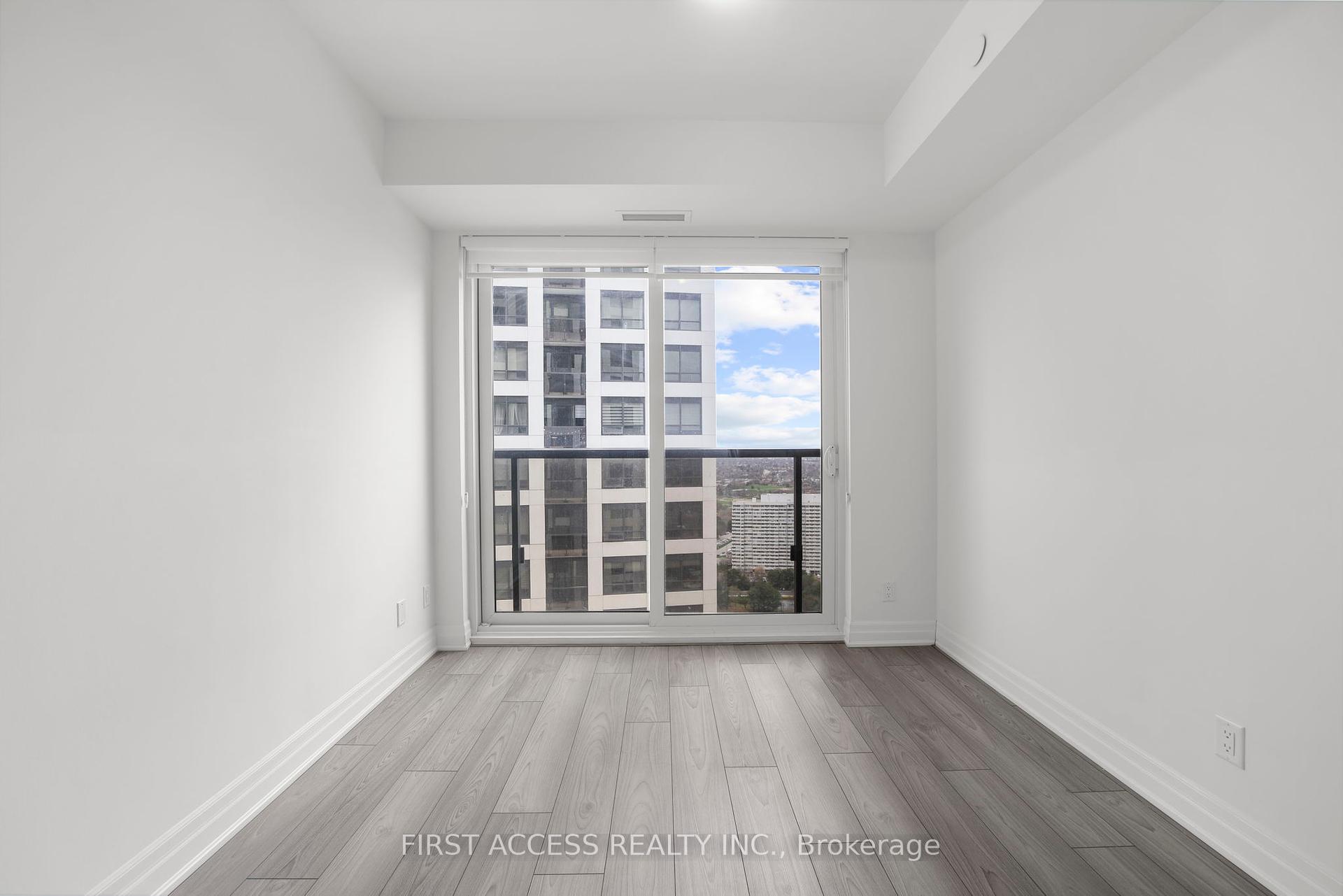 1 Bedroom Condo at 36 ELM,  Mississauga For sale