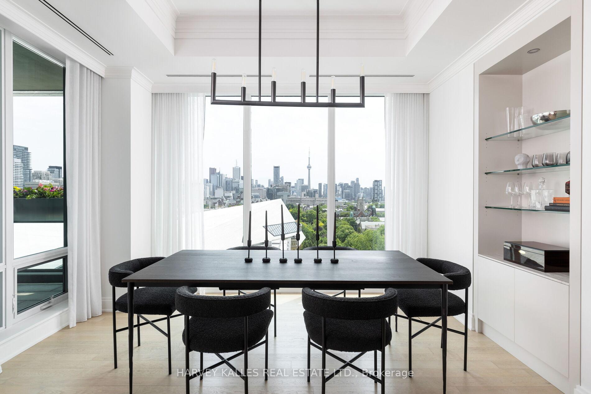 206 Bloor Street W 1202