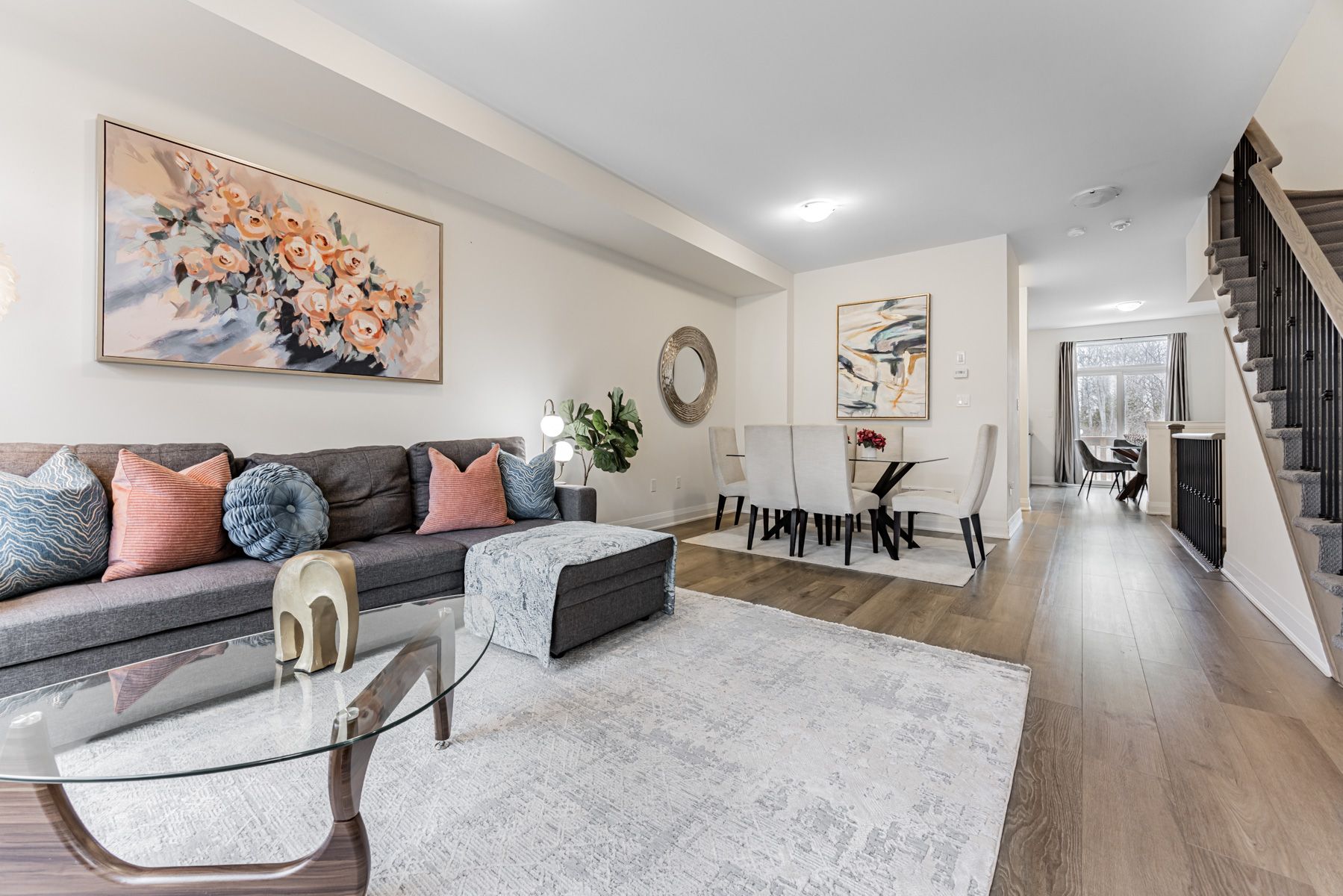 250 Finch Avenue 22