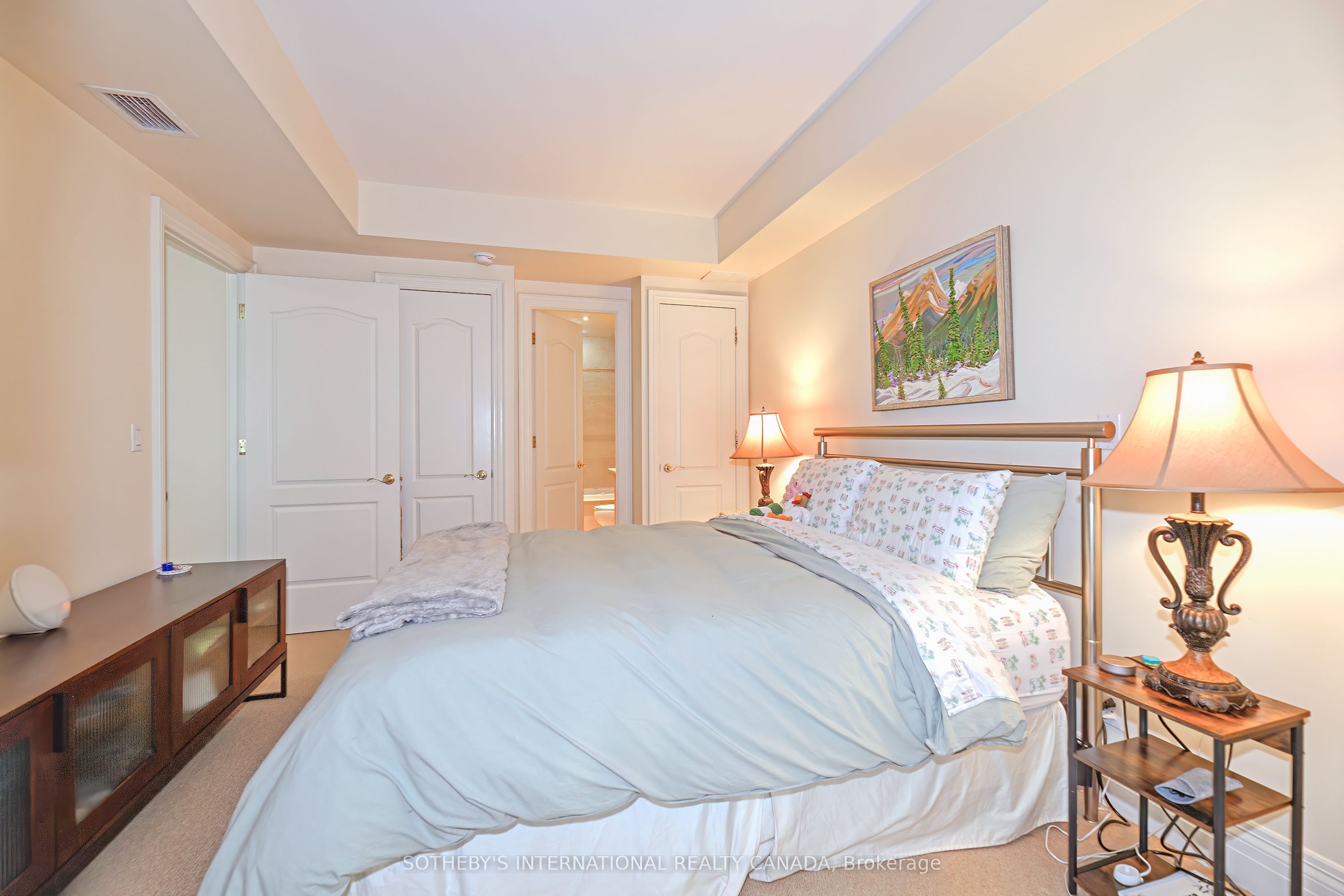 33 Delisle Avenue, #304