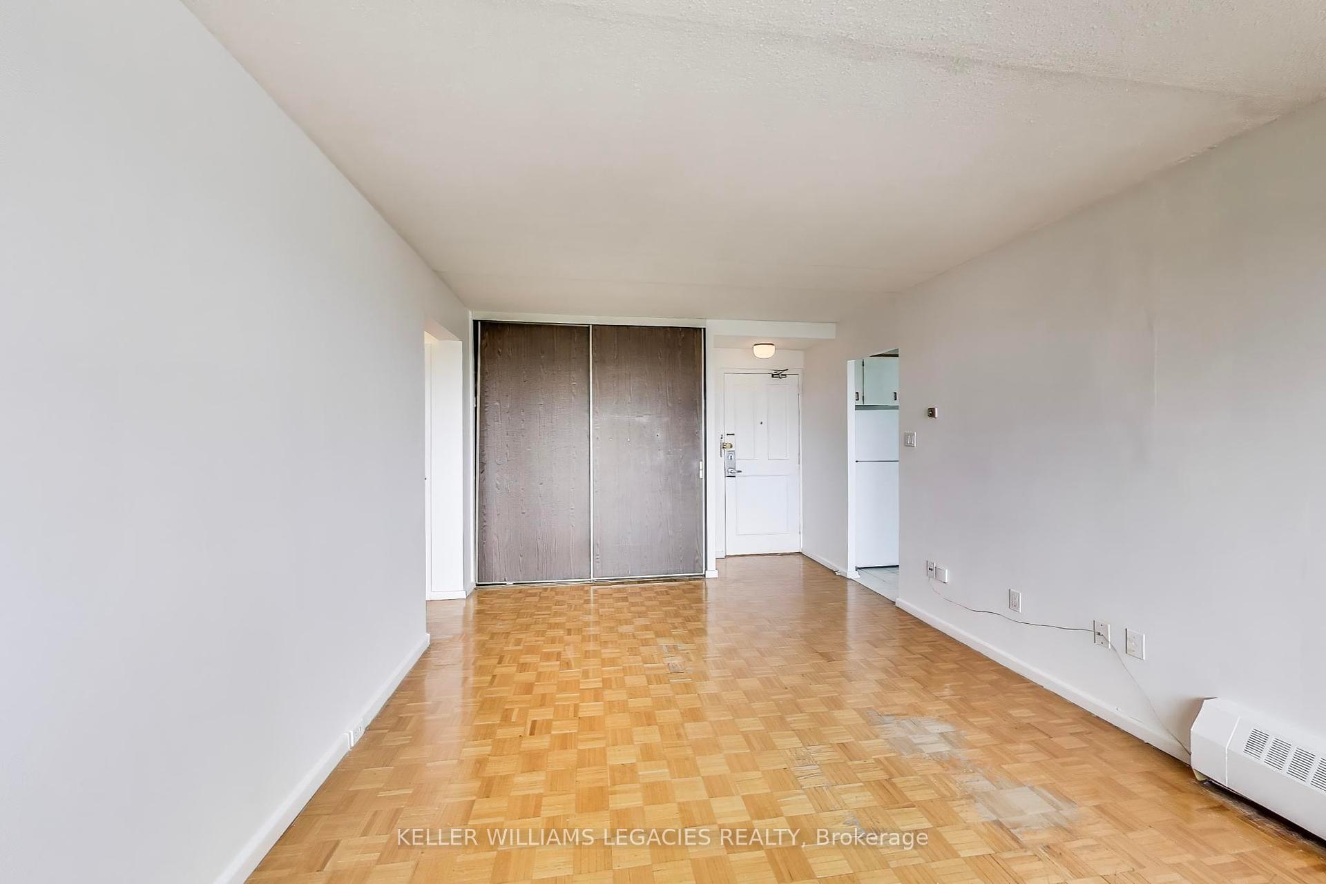 2 Bedrooms Condo at 715 Don Mills, Toronto For sale