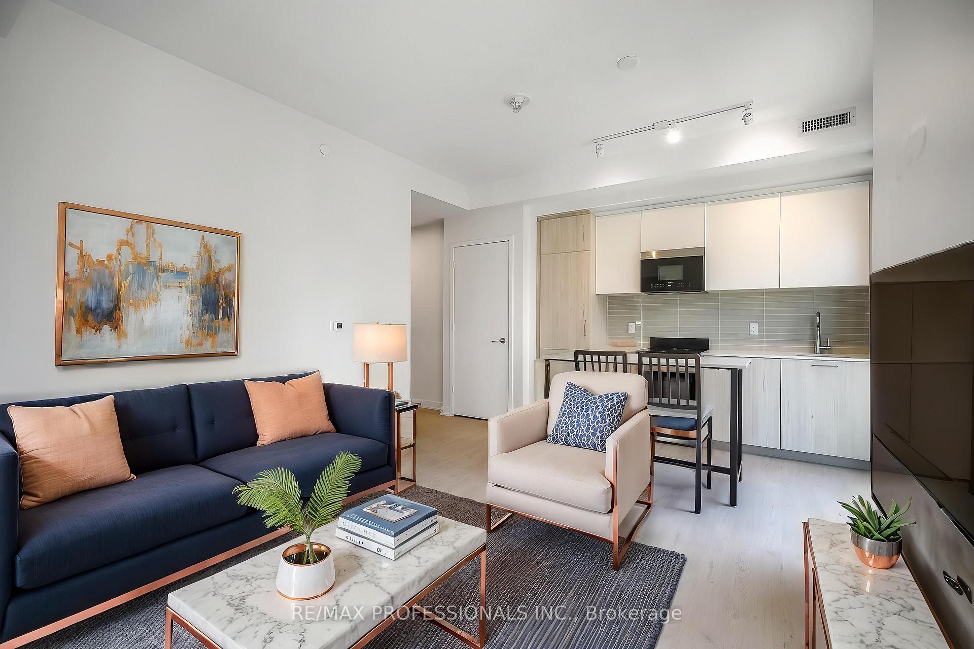 2 Bedrooms Condo at 65 Mutual, Toronto For sale