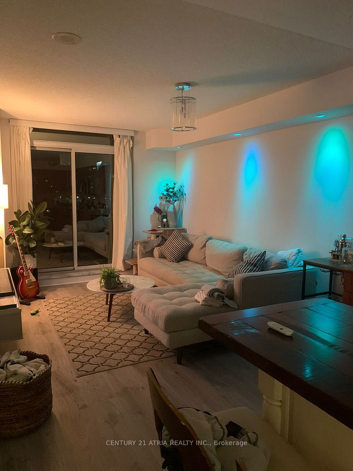 #306 - 1 De Boers Drive, Toronto, ON M3J 0G6