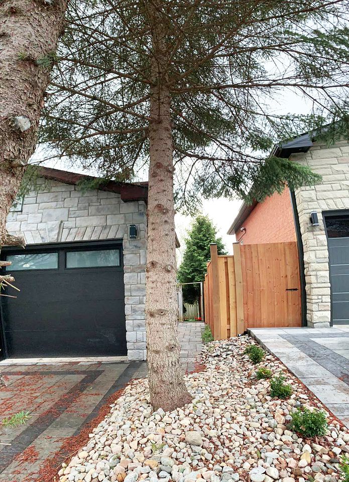 58 Lensmith Drive