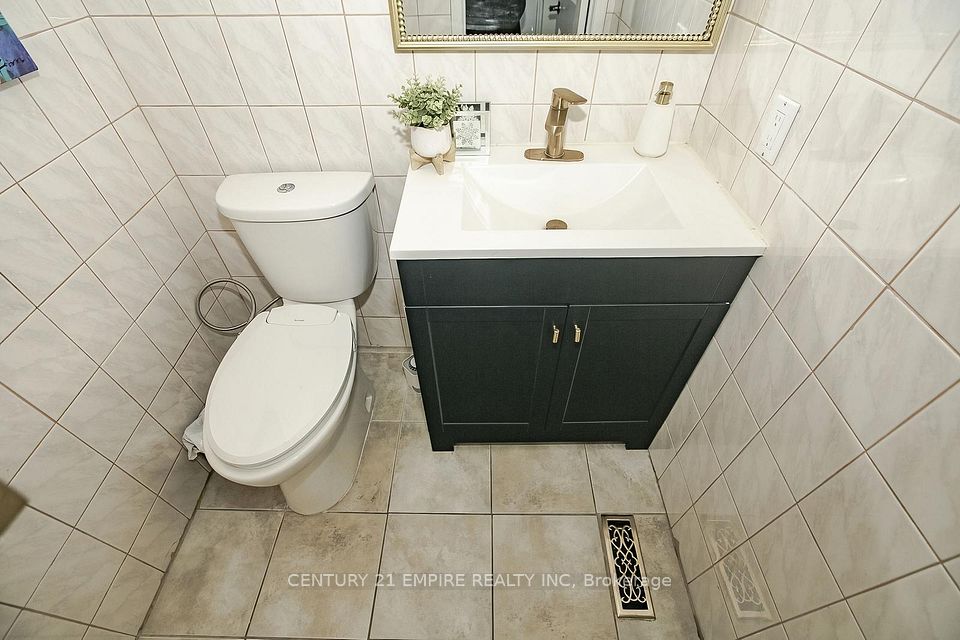 https://trreb-image.ampre.ca/zRnB_bepg9NVN4gv6E-H5irnm2OntR2_zlxDEnLXMqo/rs:fit:960:960/wm:.5:so:0:50:.4/wmsh:10/wmt:PHNwYW4gZm9yZWdyb3VuZD0nd2hpdGUnIGZvbnQ9JzY4Jz5DRU5UVVJZIDIxIEVNUElSRSBSRUFMVFkgSU5DLCBCcm9rZXJhZ2U8L3NwYW4-/cb:20250329143044/L3RycmViL2xpc3RpbmdzLzQwLzg1LzEwLzY3L3AvMWZlZTFhNmEtZGI5YS00M2FkLTlhNGQtZmIyODg2YjEwZTY3LmpwZw.jpg