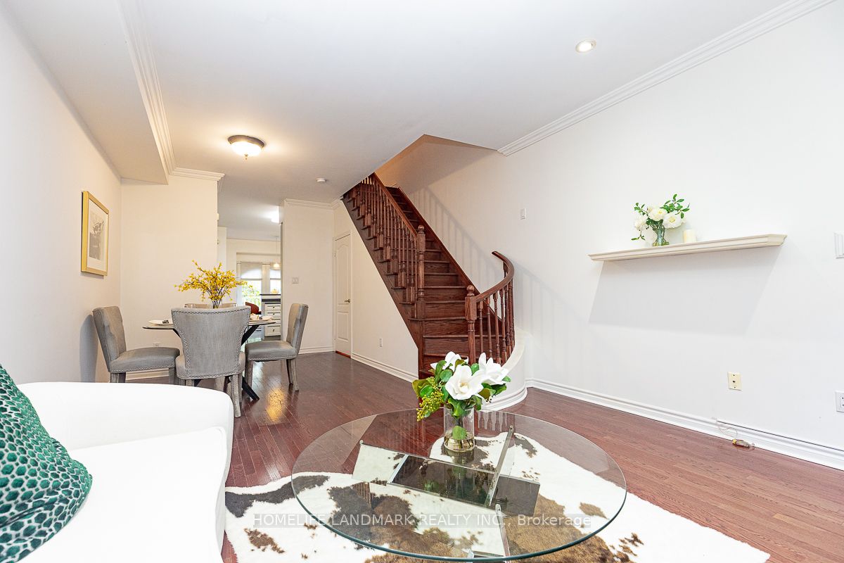 4 William Poole Way, #14