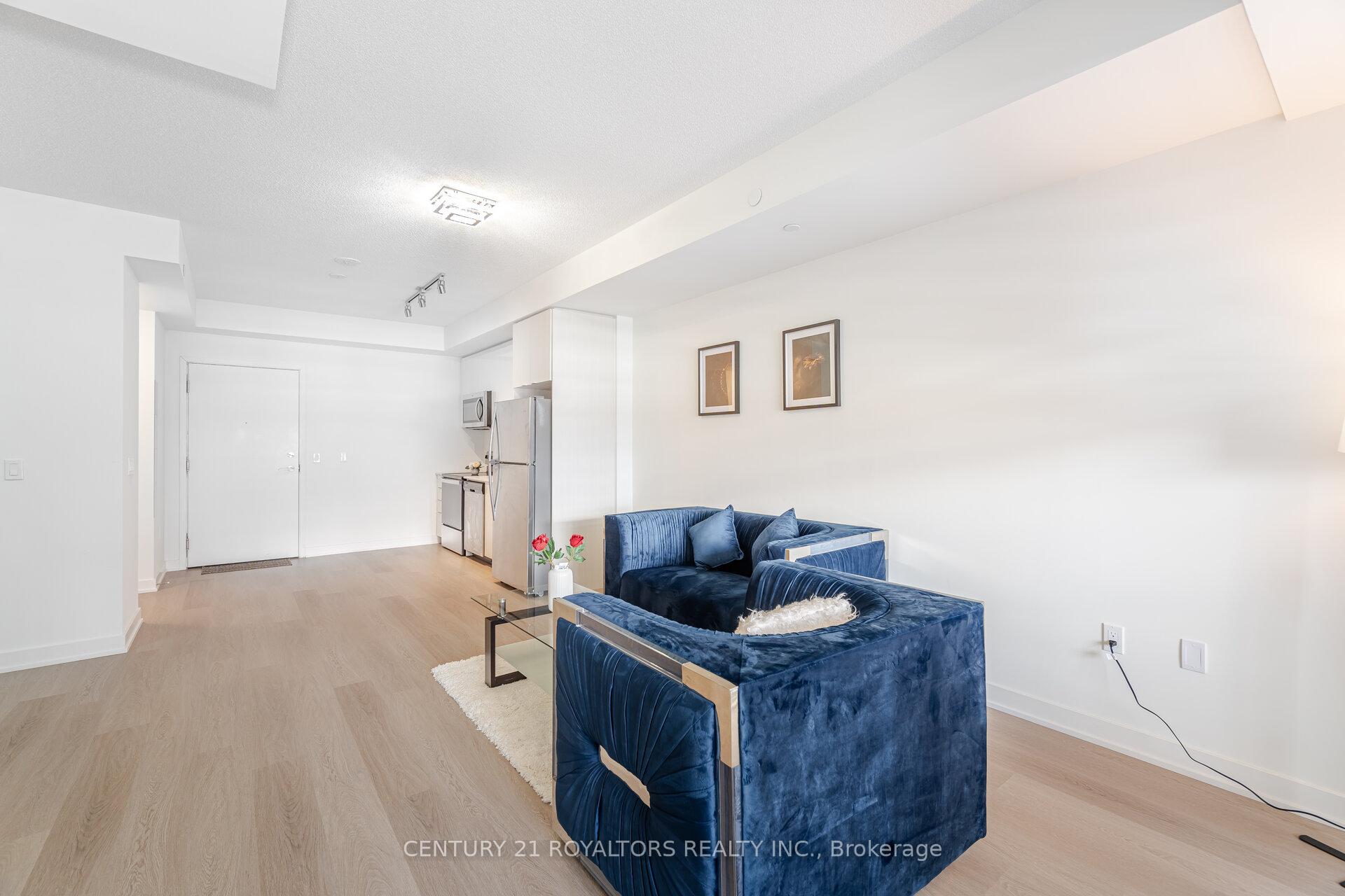 2 Bedrooms Condo at 859 The Queensway, Toronto For sale