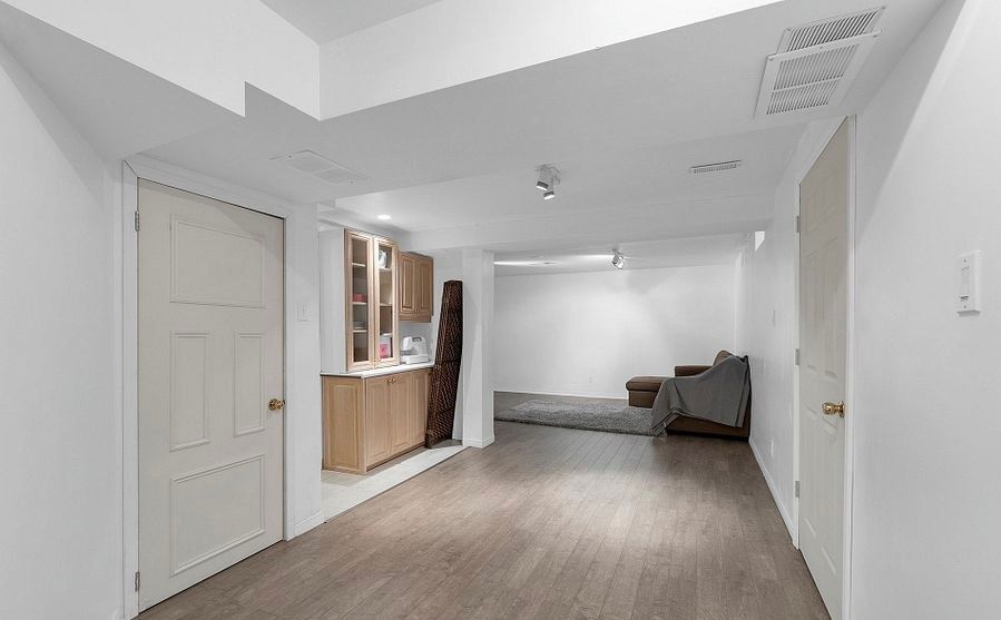 11 Wedgewood Place