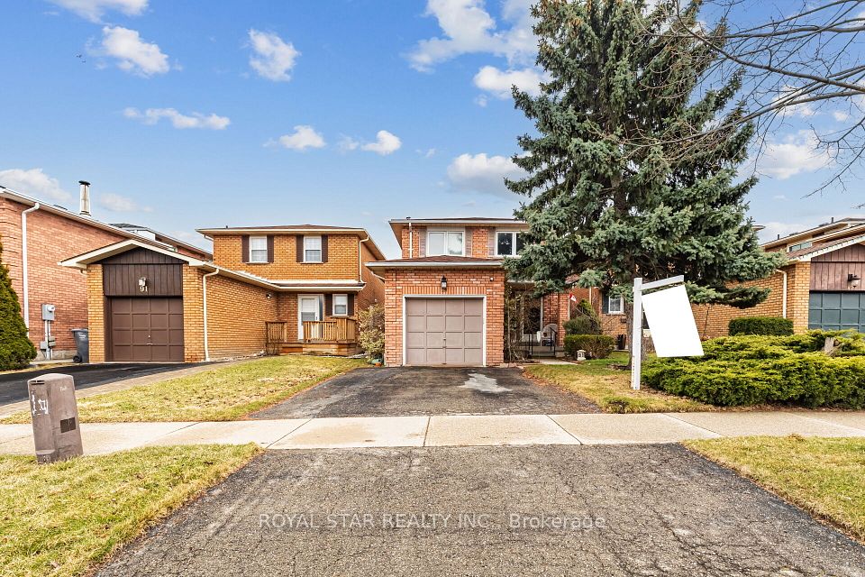 89 Dumfries Avenue, Brampton, ON L6Z 2X1