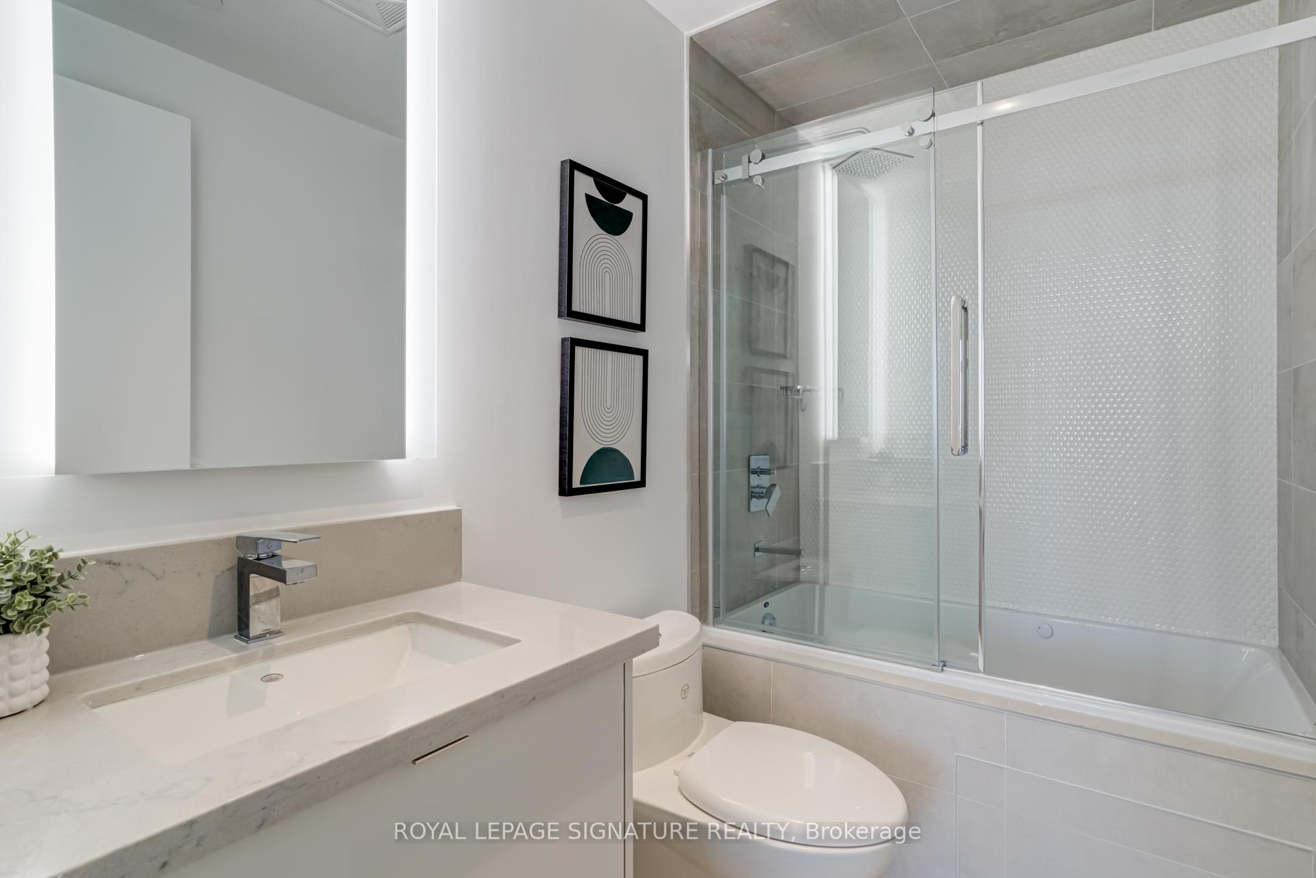 2 Bedrooms Condo at 2 Teagarden, Toronto For sale