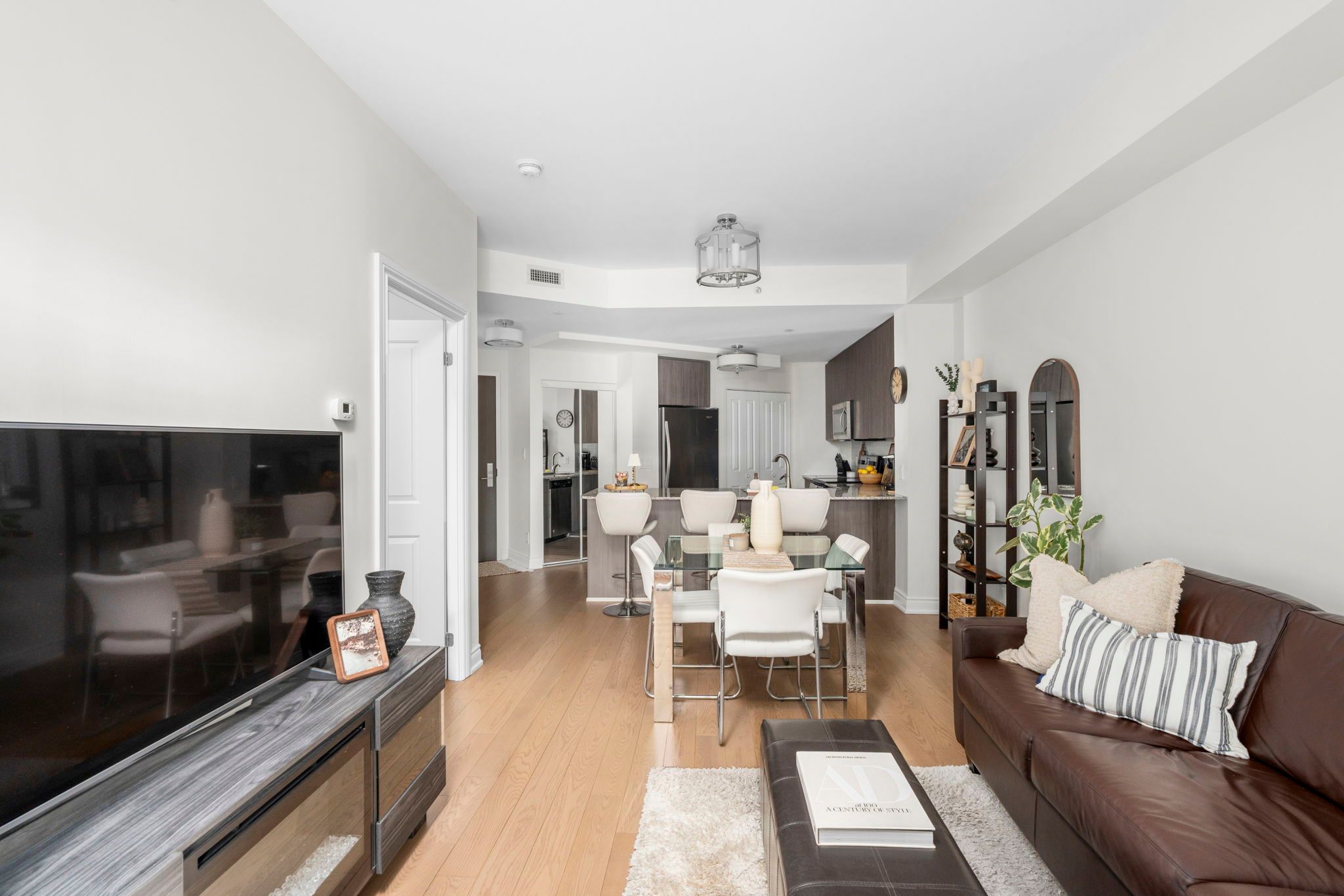 86 Woodbridge Avenue 232
