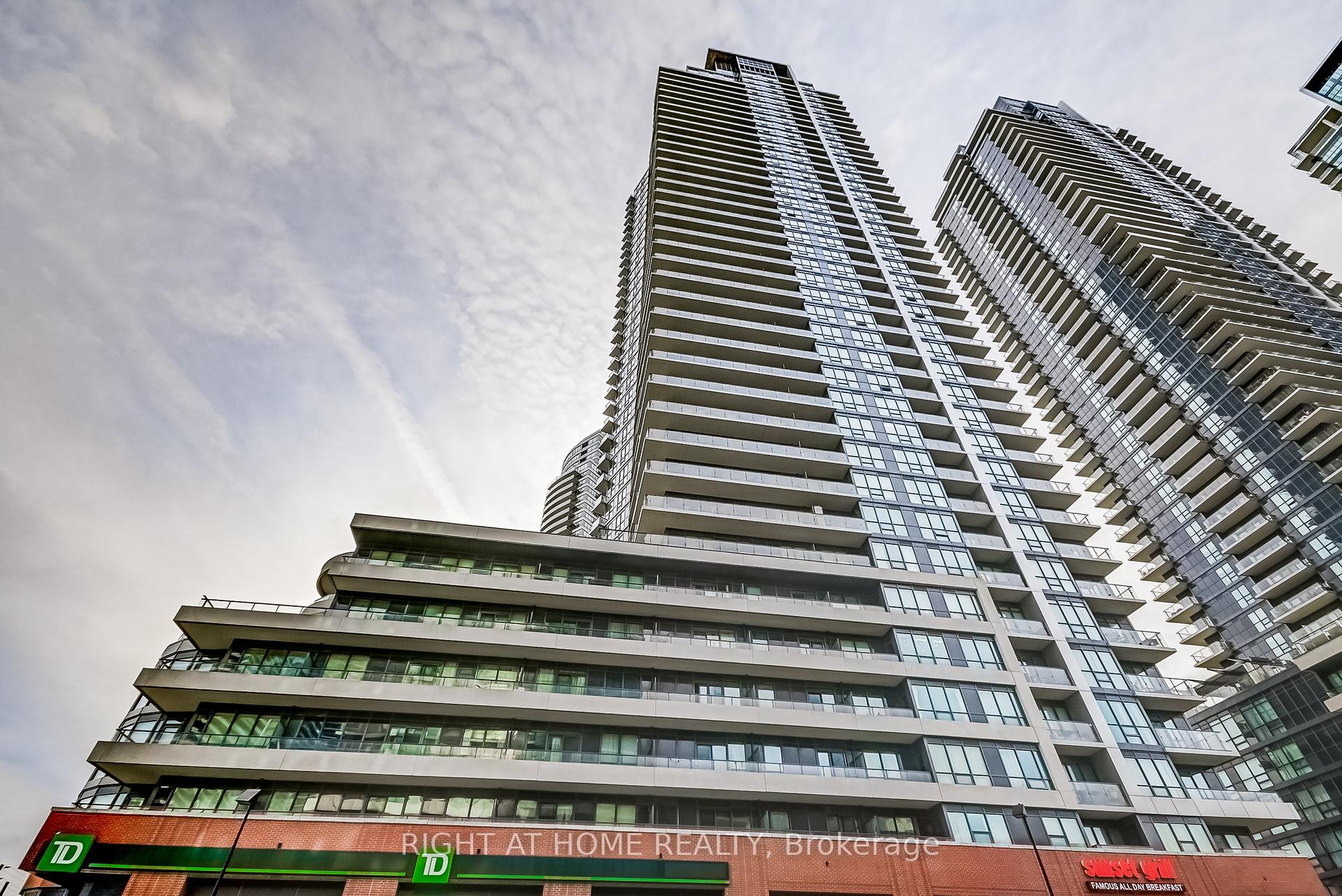 2 Bedrooms Condo at 2212 Lake Shore, Toronto For sale