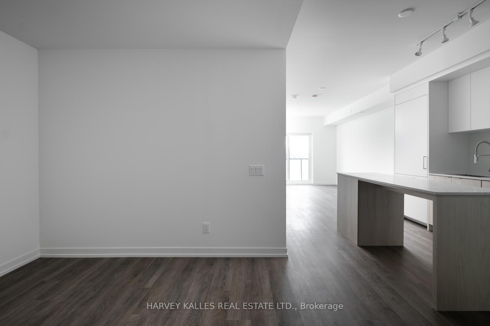863 St Clair Avenue W 309