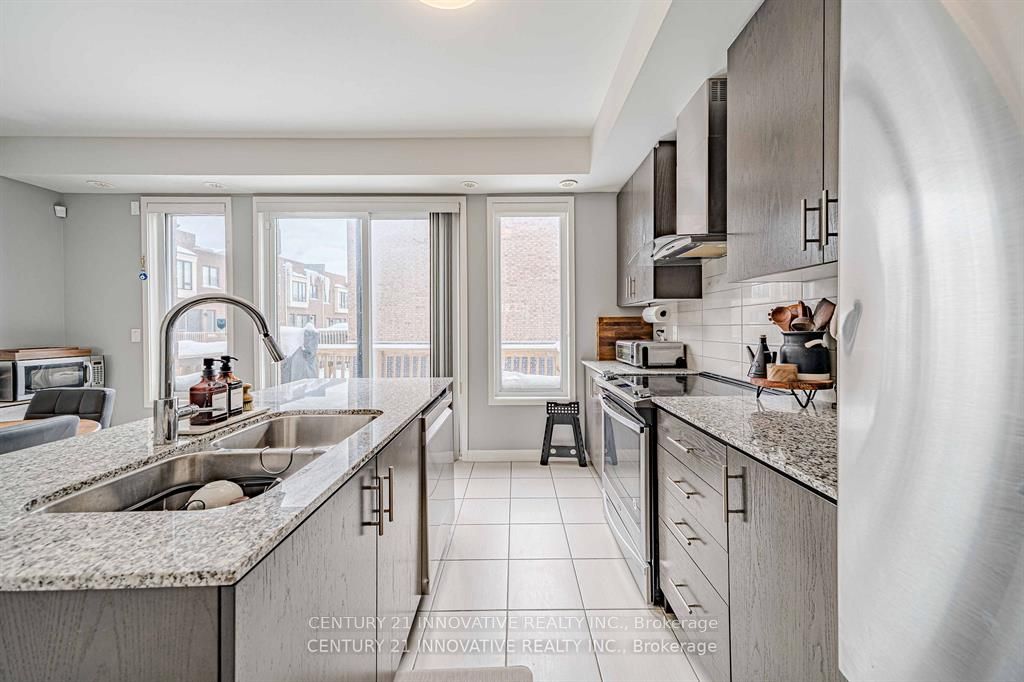 144 Salterton Circle