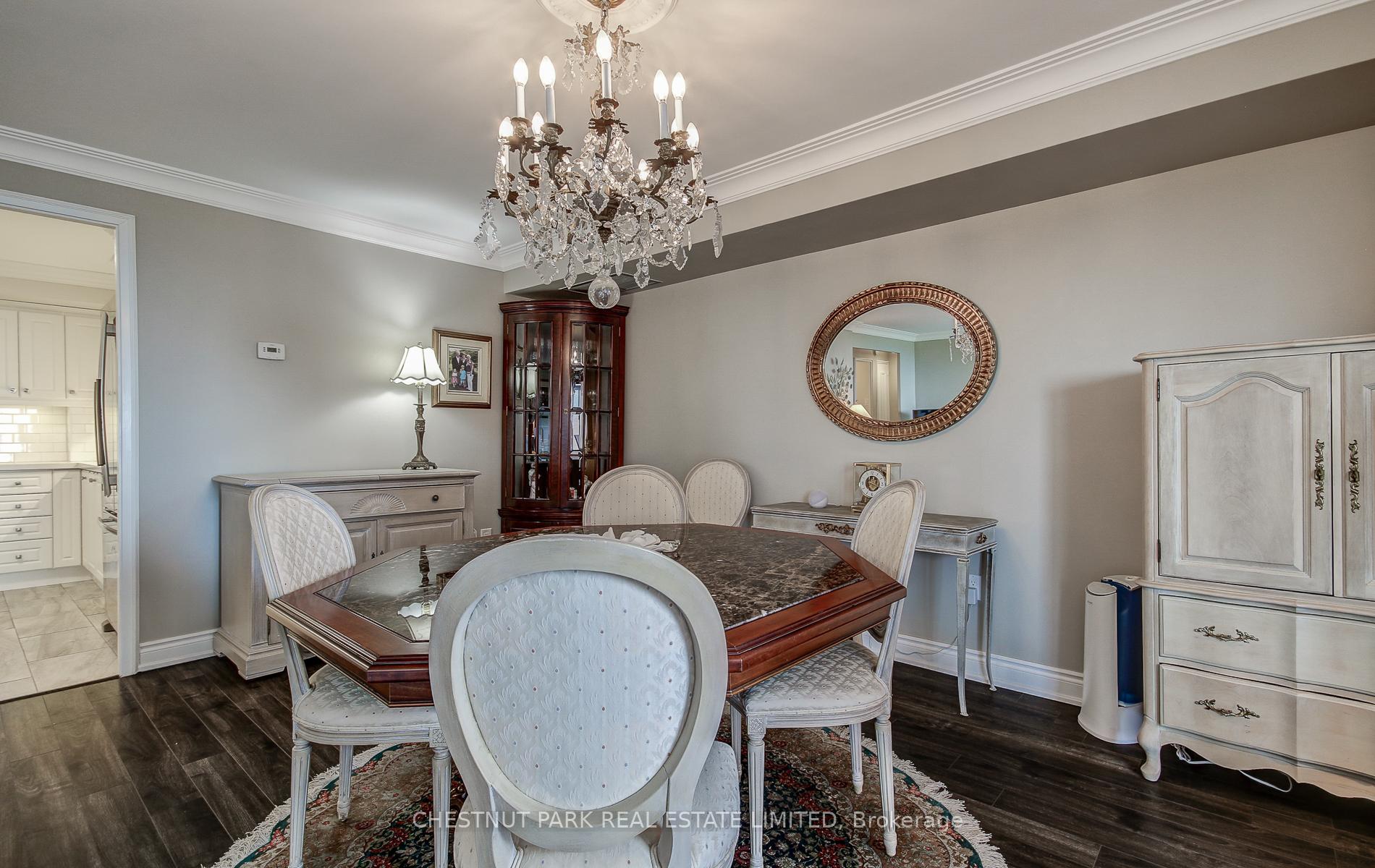 2 Bedrooms Condo at 1400 Dixie, Mississauga For sale