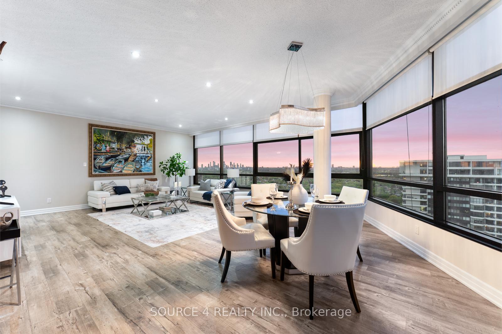 4 Bedrooms Condo at 1300 Bloor, Mississauga For sale