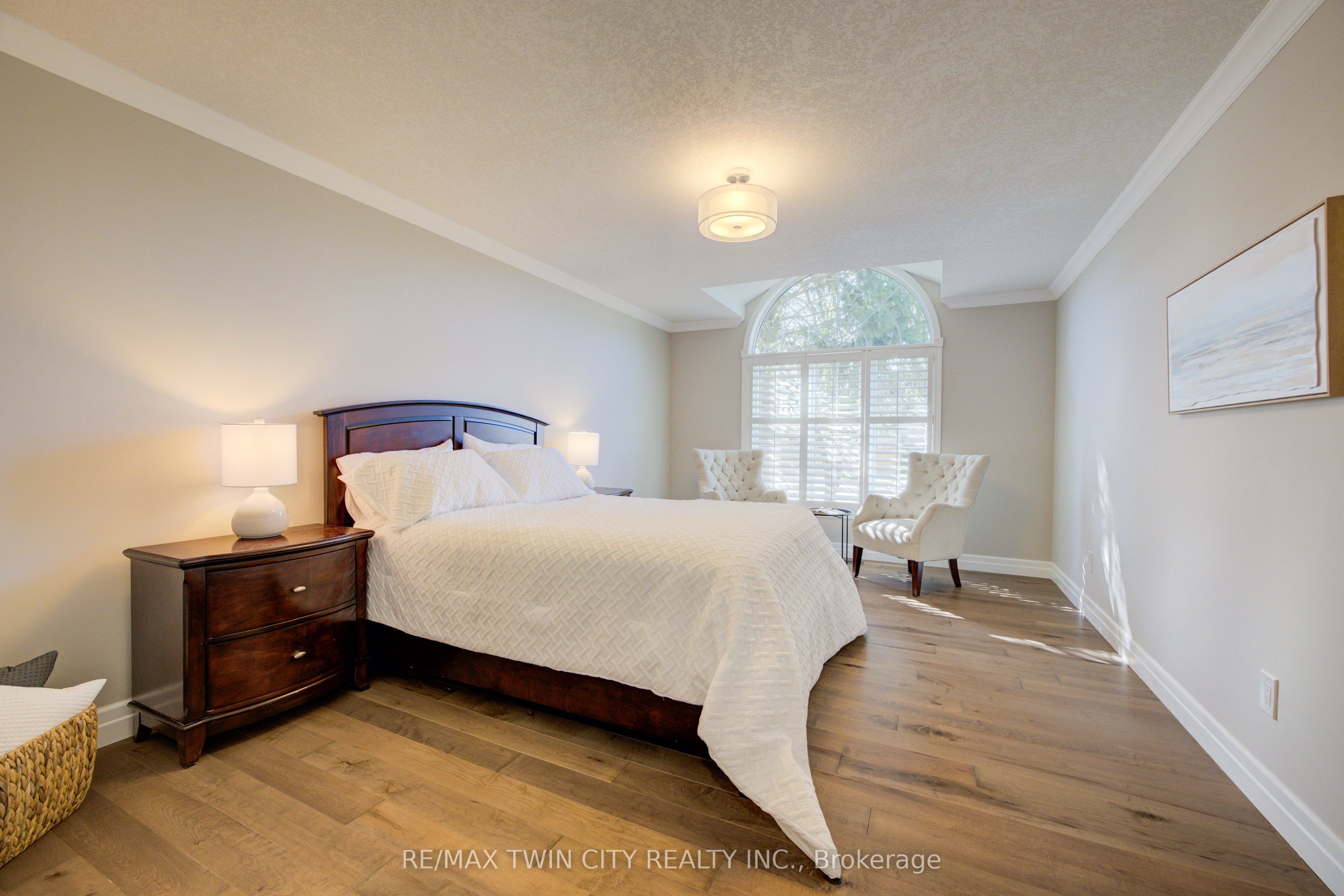 439 Northlake Drive