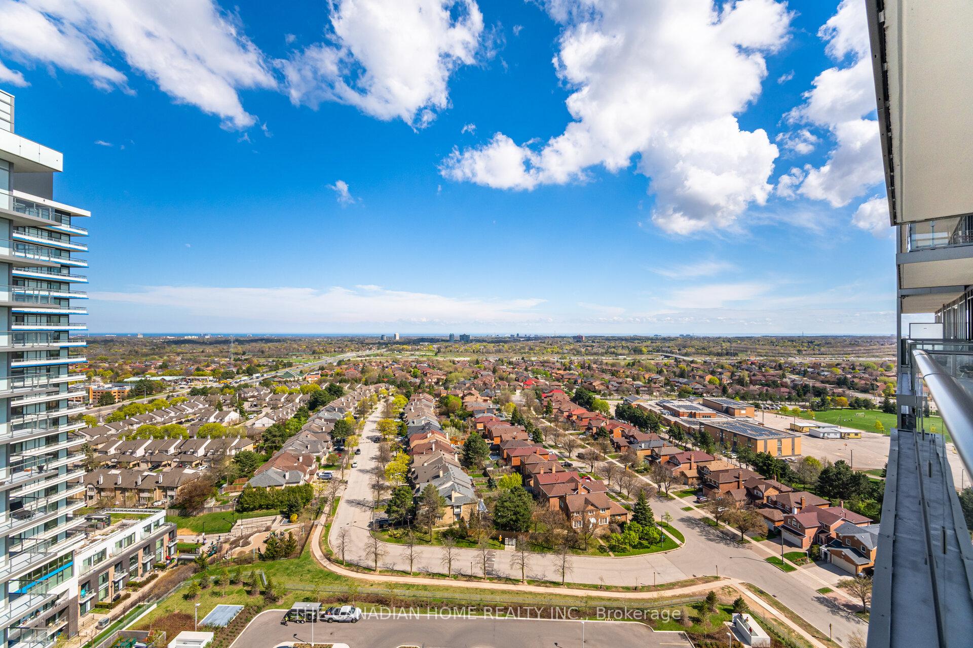 3 Bedrooms Condo at 4655 Metcalfe, Mississauga For sale