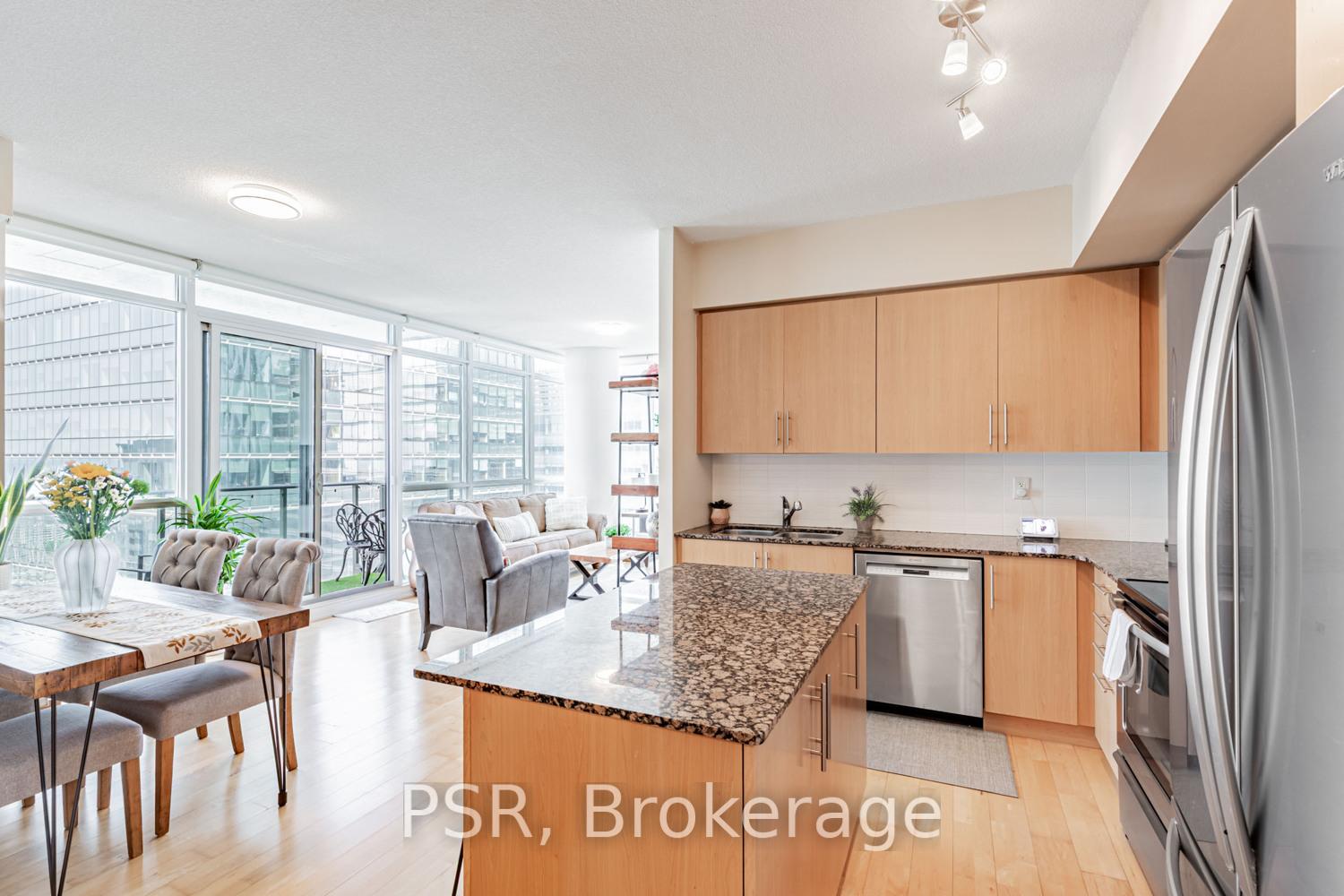 3 Bedrooms Condo at 55 Bremner, Toronto For sale