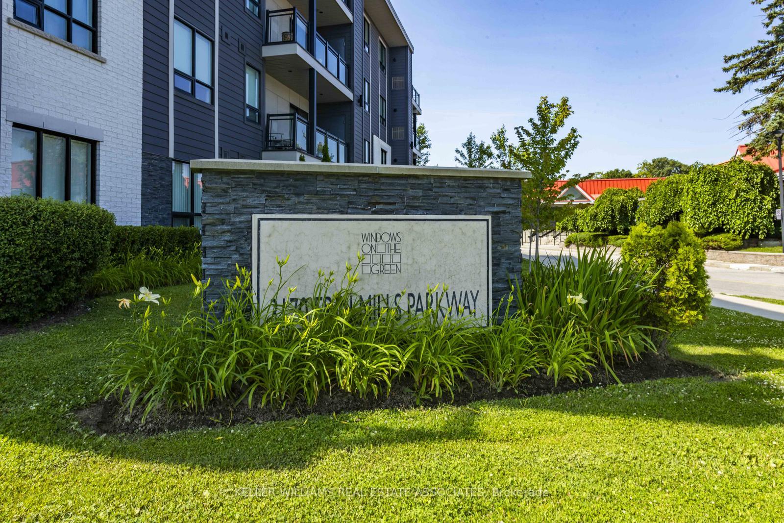 2 Bedrooms Condo at 3170 Erin Mills, Mississauga For sale