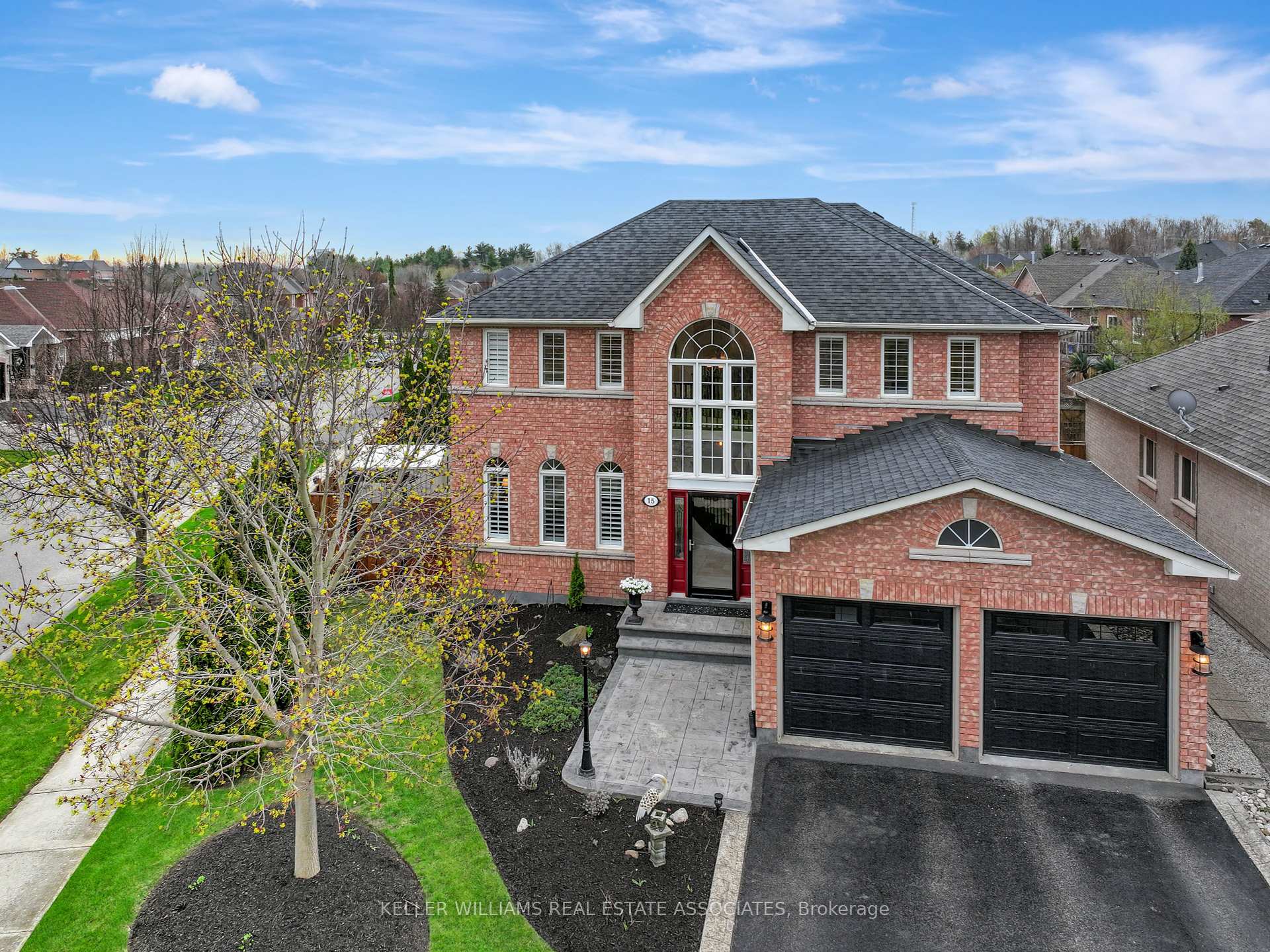15 Johnson Crescent, Halton Hills, ON L7G 6A4