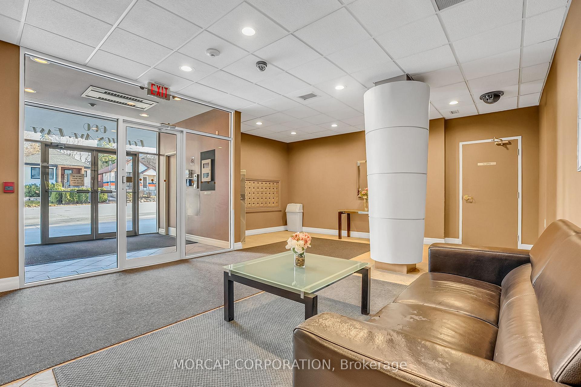 2 Bedrooms Condo at 600 Eglinton, Toronto For sale