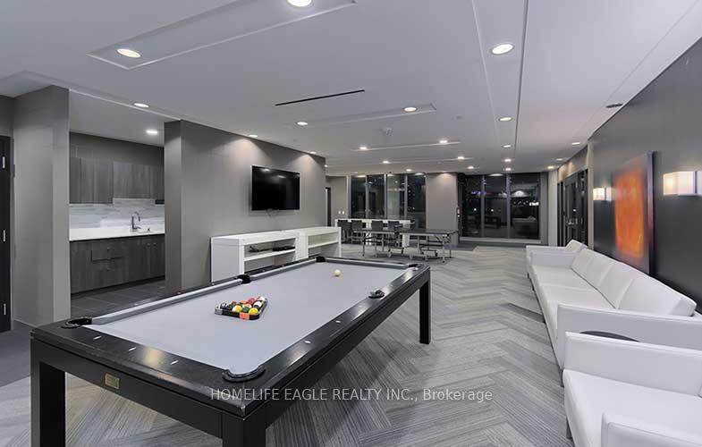 2 Bedrooms Condo at 51 East Liberty, Toronto For sale
