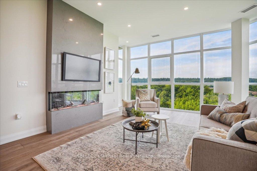 2 Bedrooms Condo at 2750 KING,  Hamilton For sale