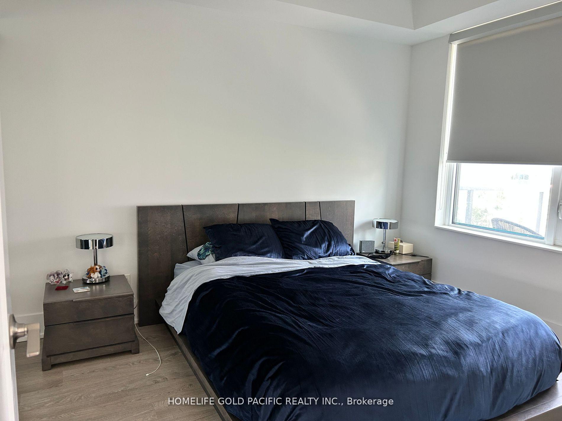 2 Bedrooms Condo at 15 Merchants Wharf,  Toronto For sale