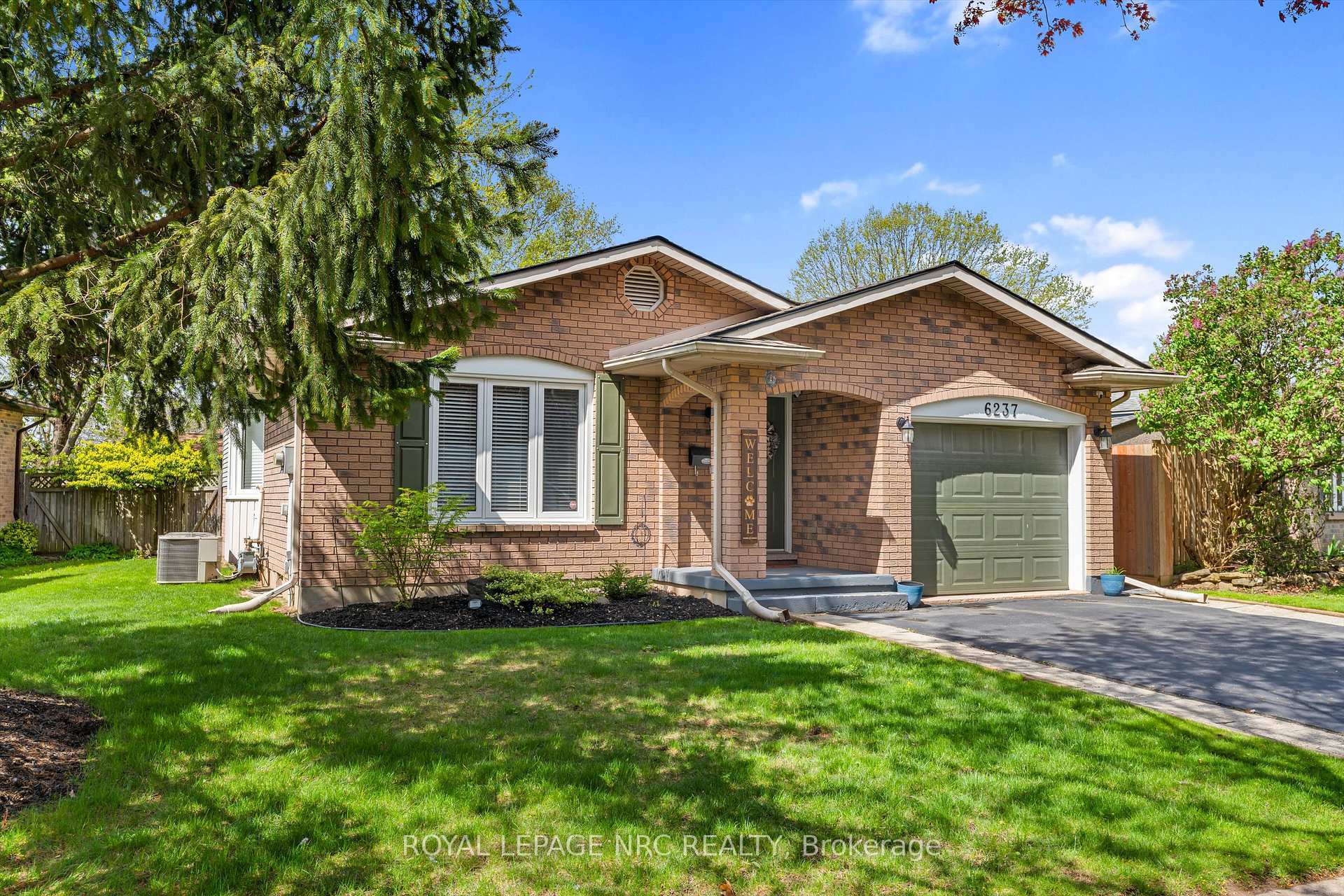 6237 Delta Drive, Niagara Falls, ON L2H 2H5