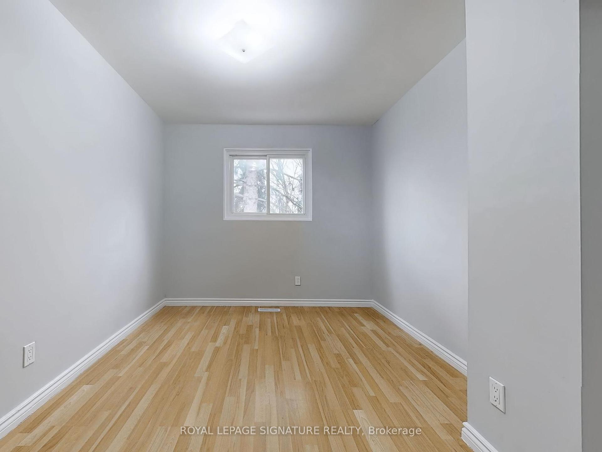 4 Bedrooms Condo at 400 Mississauga Valley,  Mississauga For sale
