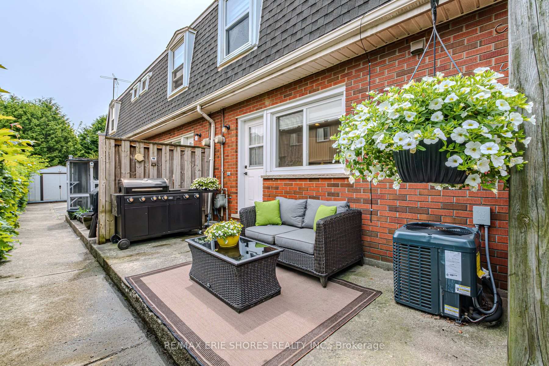 3 Bedrooms Condo at 69 Mount Albion, Hamilton For sale