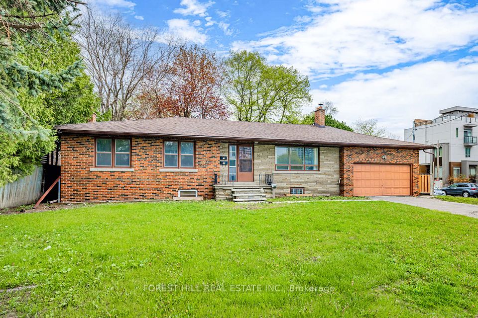 11 Greenbriar