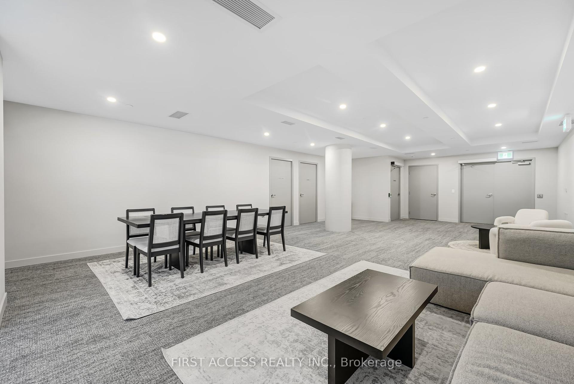2 Bedrooms Condo at 859 The Queensway,  Toronto For sale