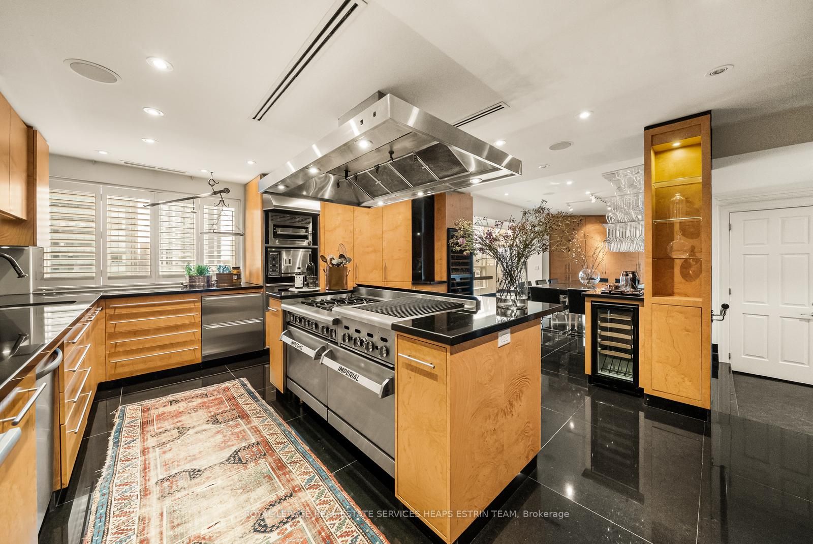 2 Lynwood Avenue, #PH1