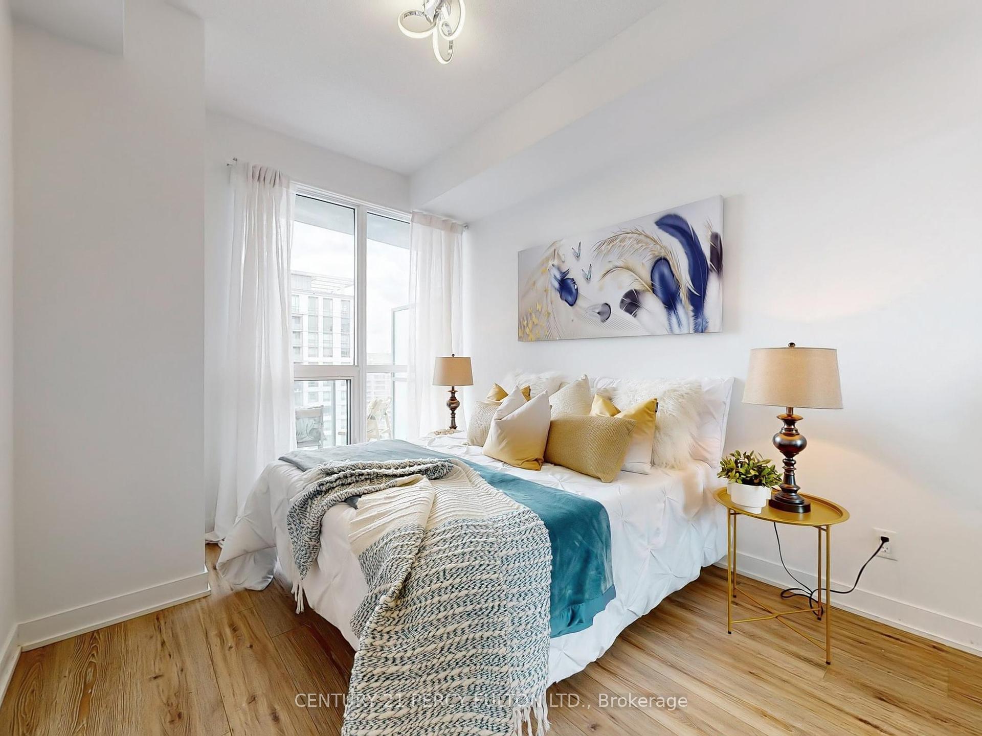2 Bedrooms Condo at 195 Bonis, Toronto For sale
