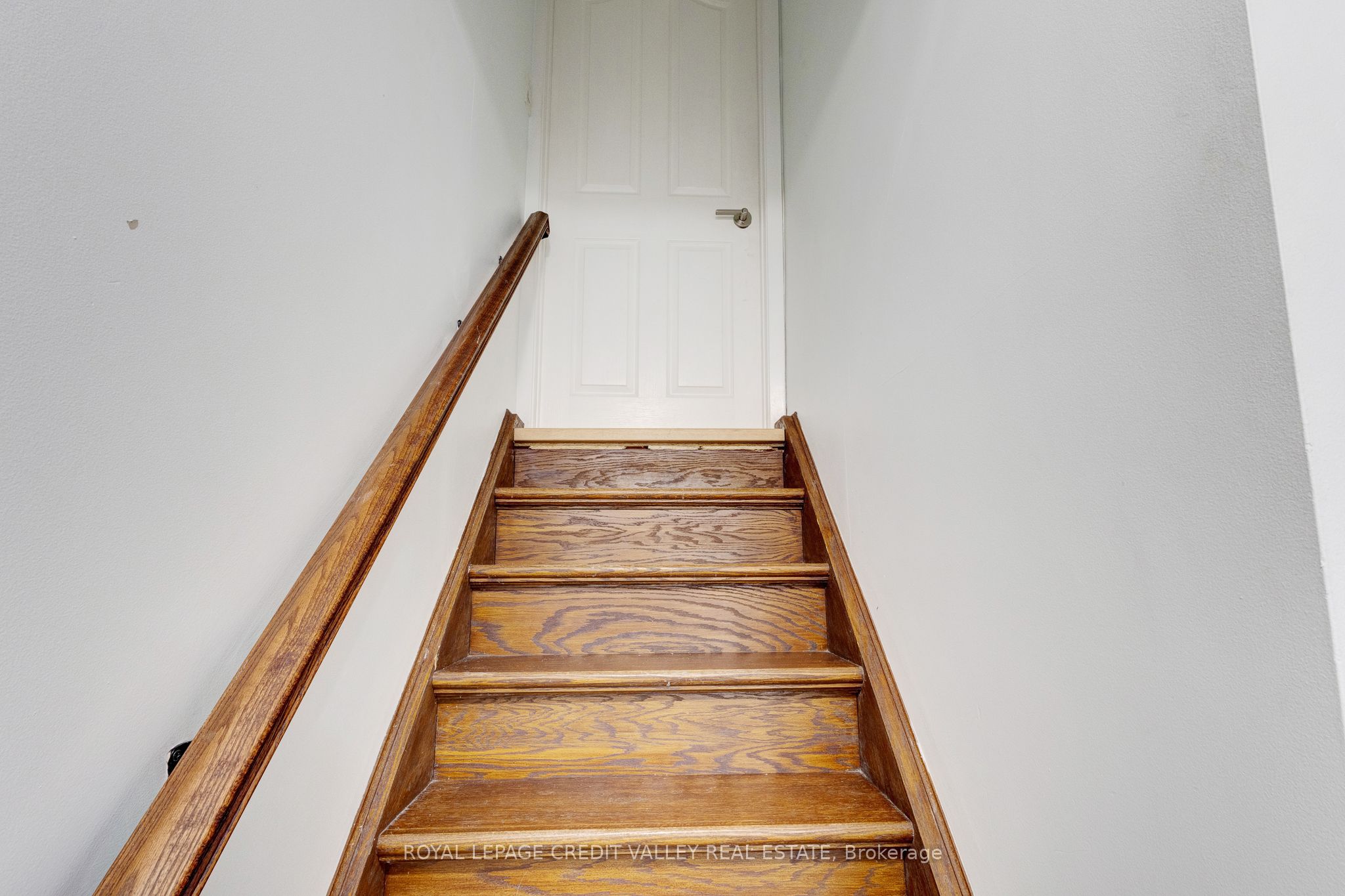3212 Valmarie Avenue, #Basement
