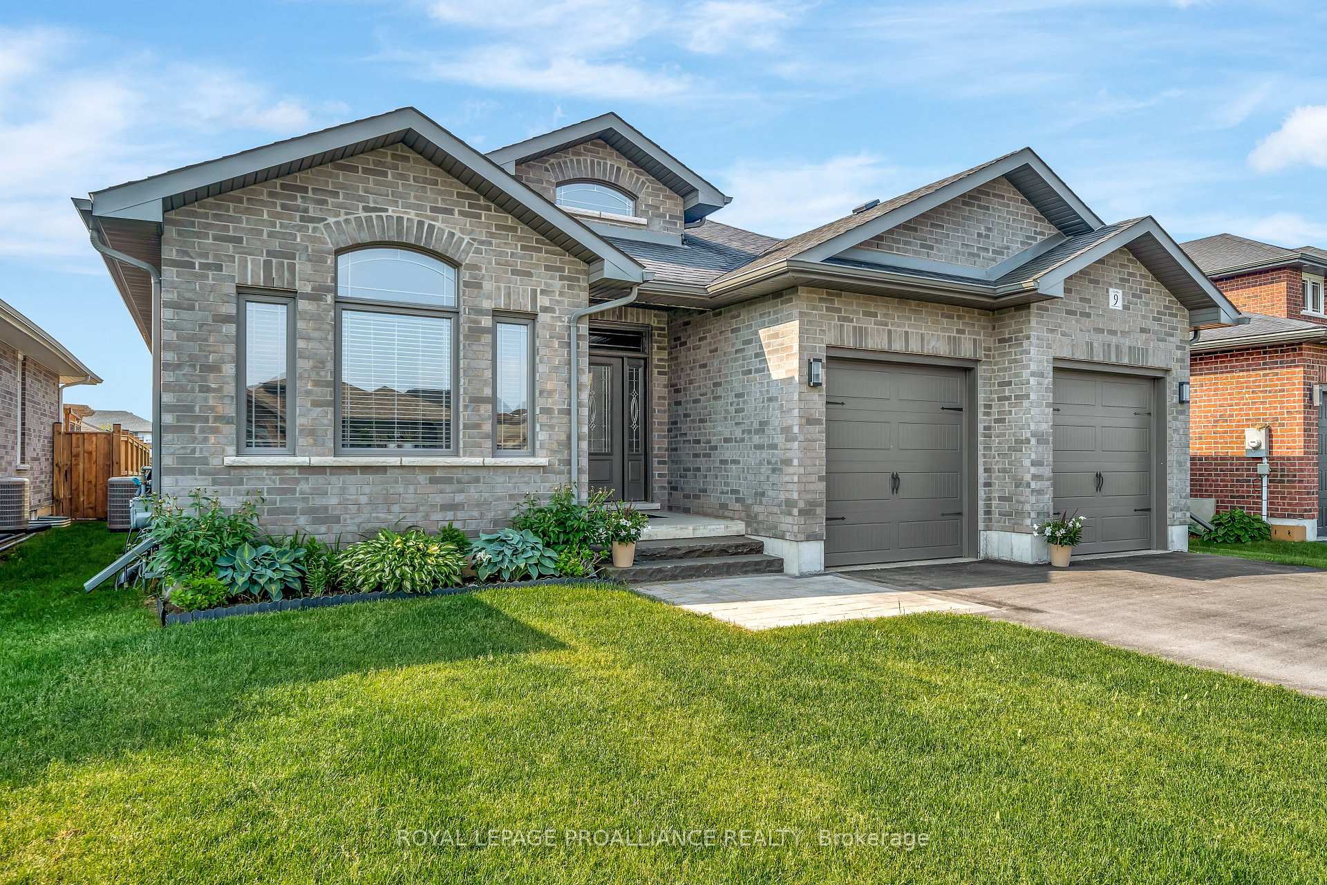 9 Bel Air Crescent, Quinte West, ON K8V 0H5