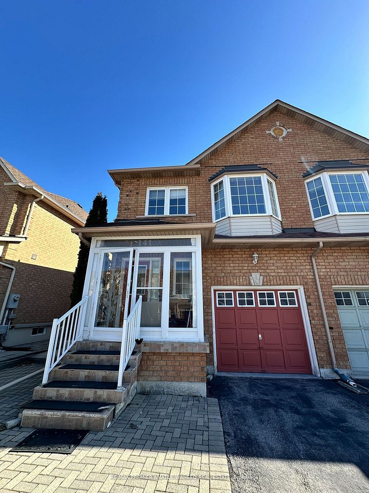 #Lower - 141 Foxchase Avenue, Vaughan, ON L4L 9H3