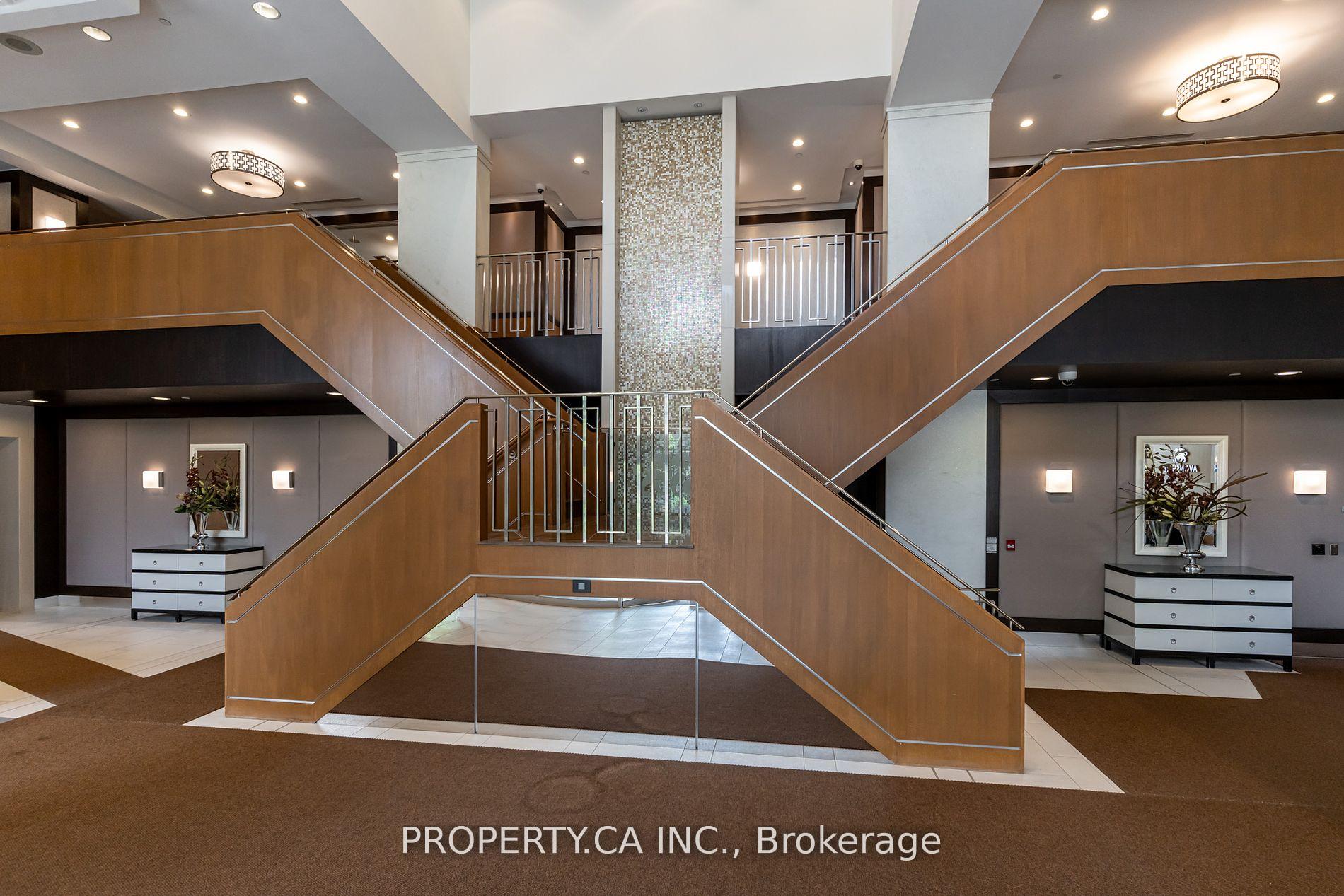 2 Bedrooms Condo at 100 Harrison, Toronto For sale