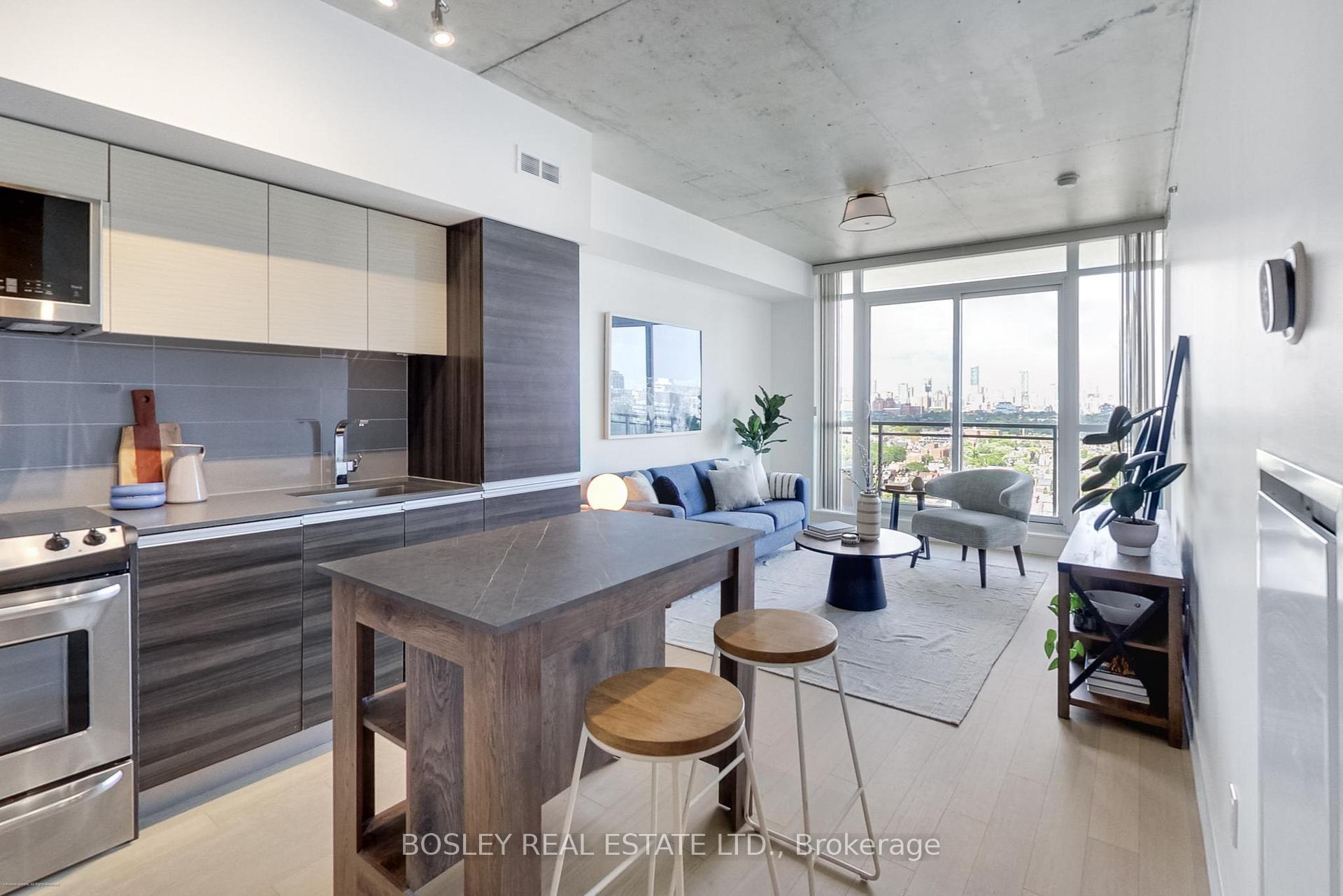 3 Bedrooms Condo at 20 Minowan Miikan, Toronto For sale