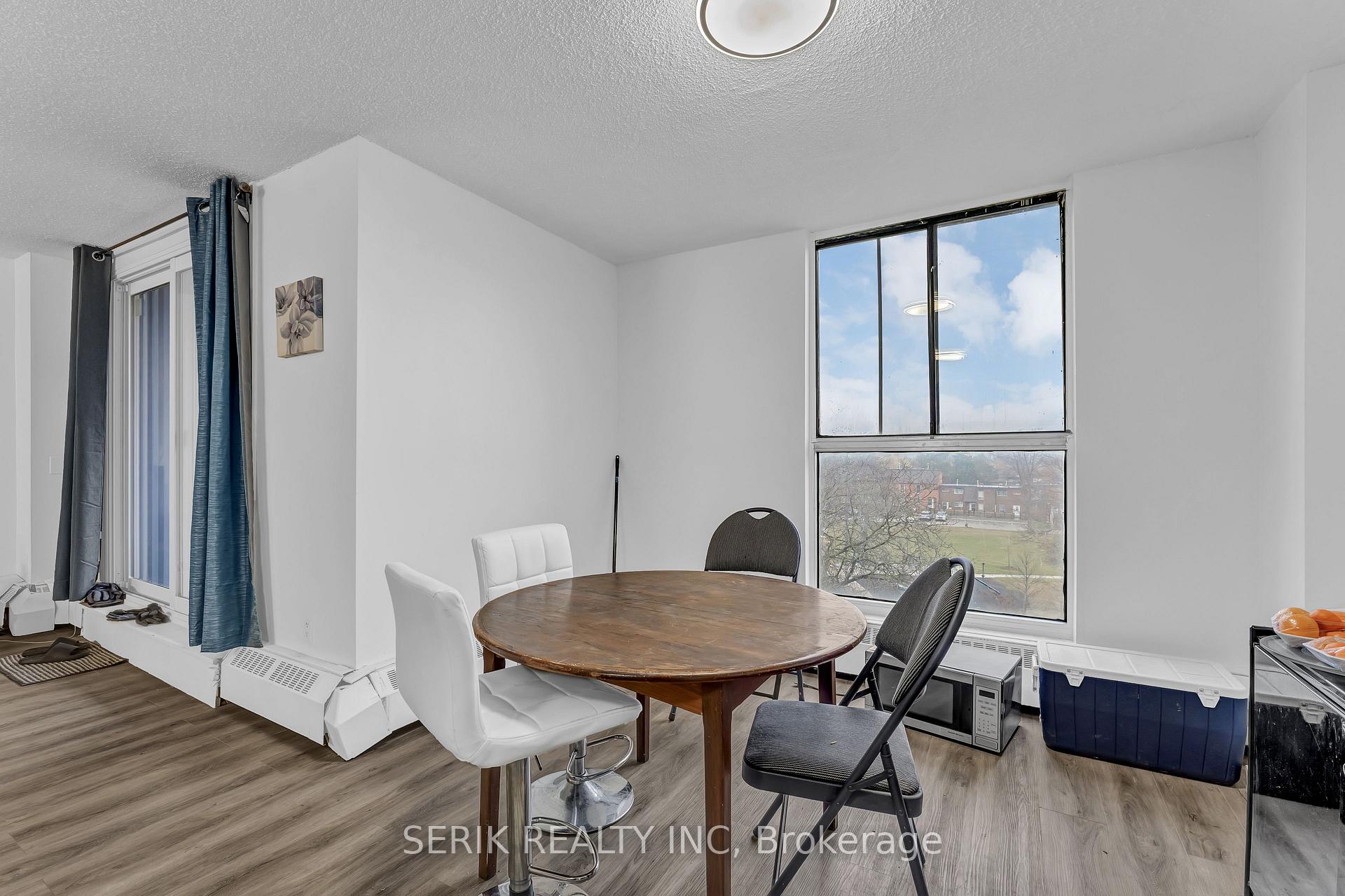 2 Bedrooms Condo at 4673 Jane,  Toronto For sale