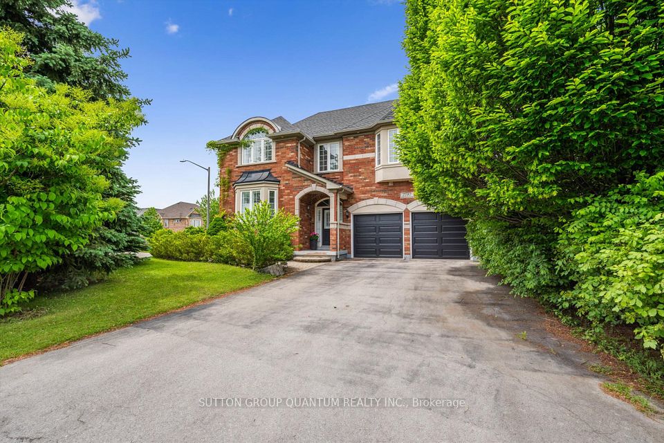 2187 Alderbrook Drive, Oakville, ON L6M 4Z3