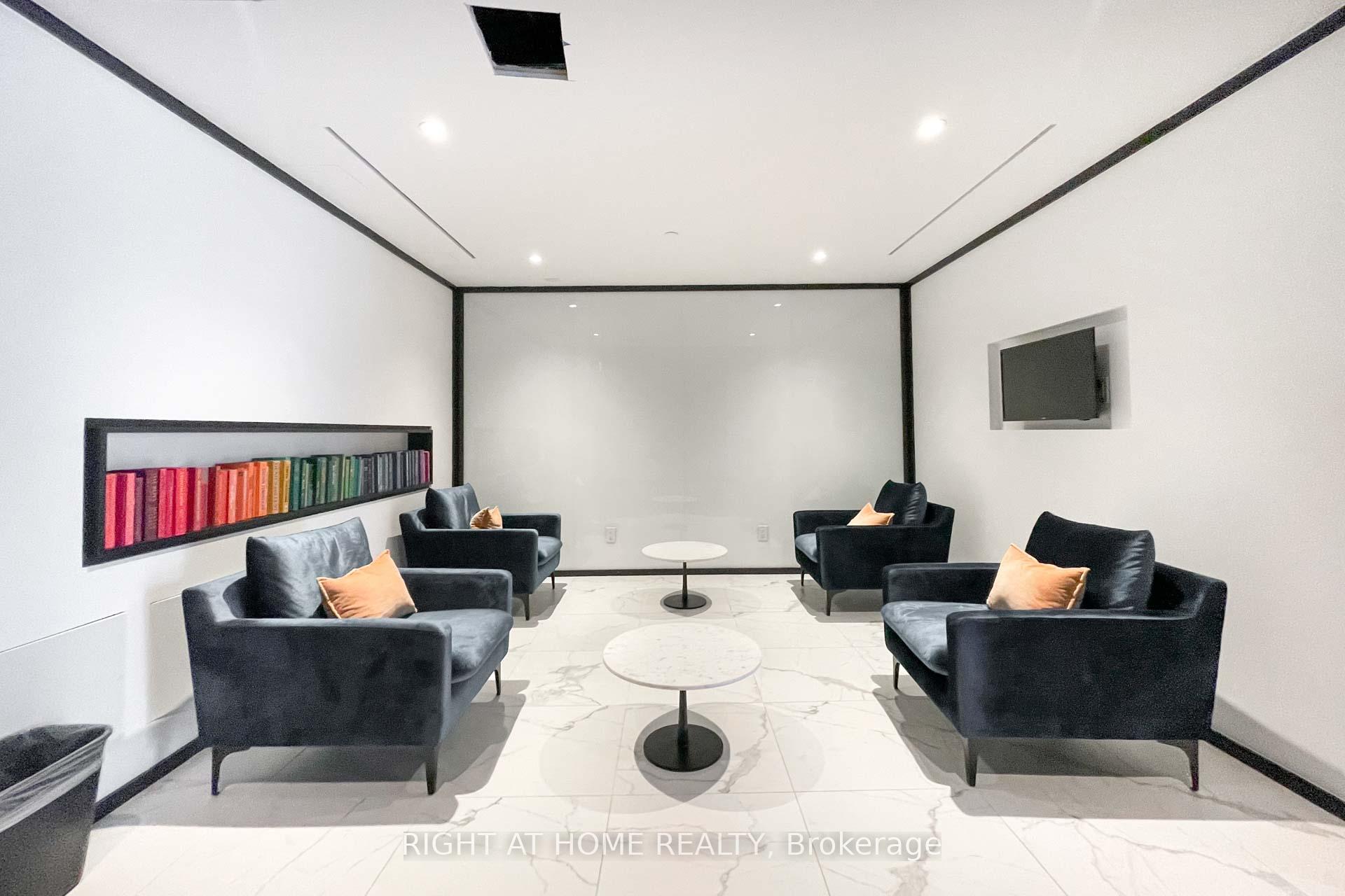 3 Bedrooms Condo at 20 Edward, Toronto For sale