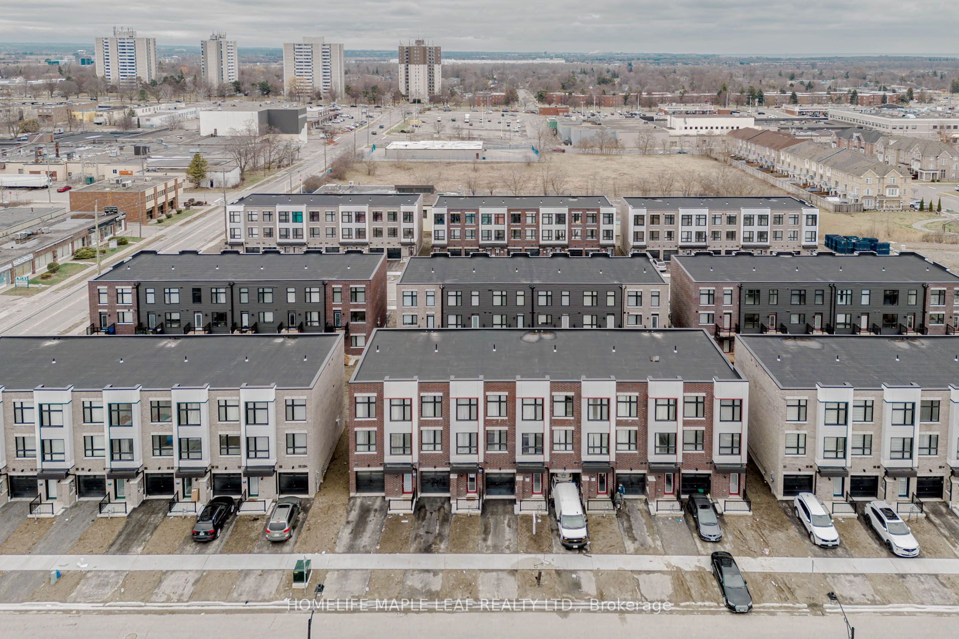 15 Bateson Street, Ajax, ON L1S 7M3